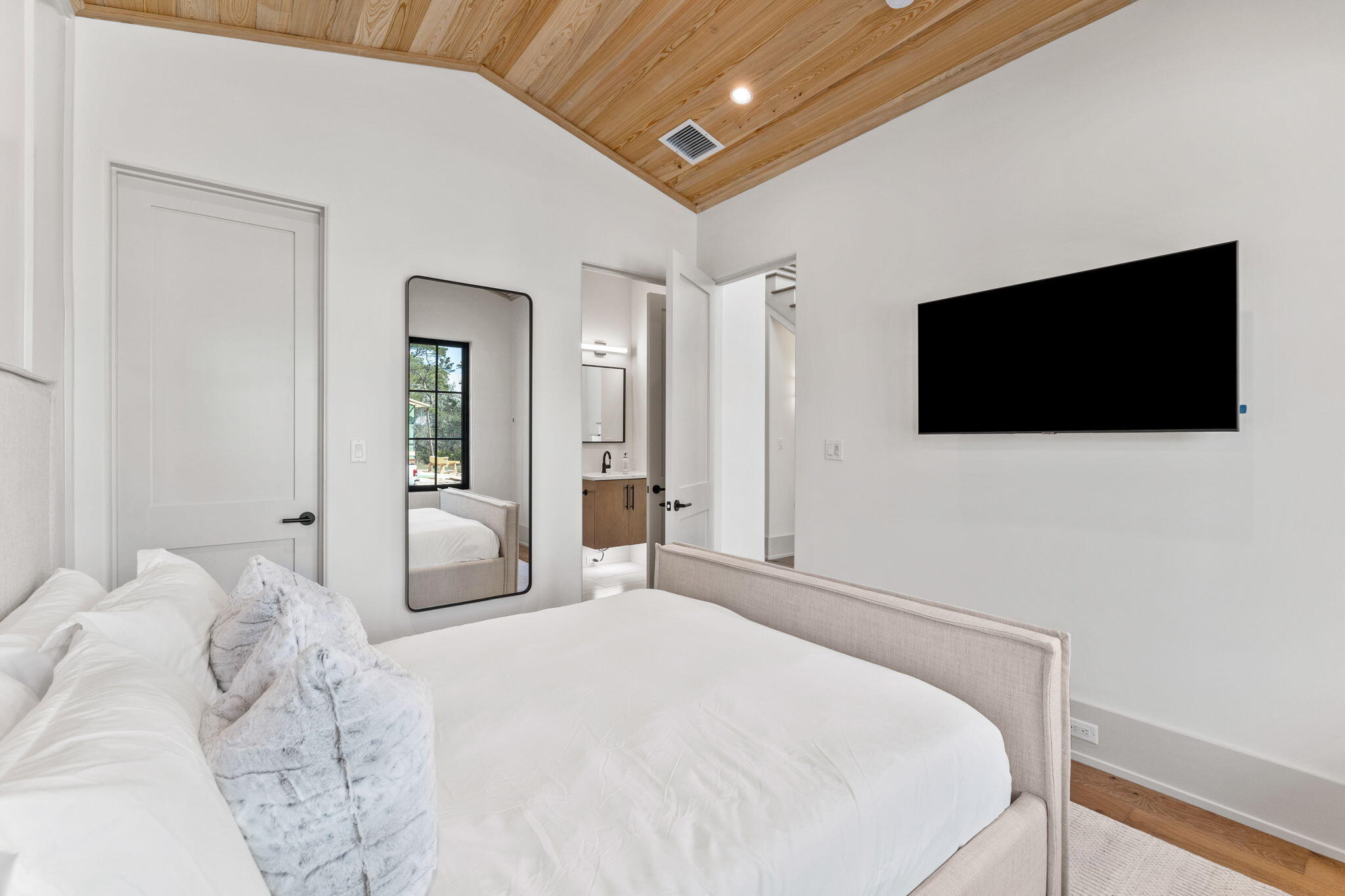 SWEET BAY - Residential