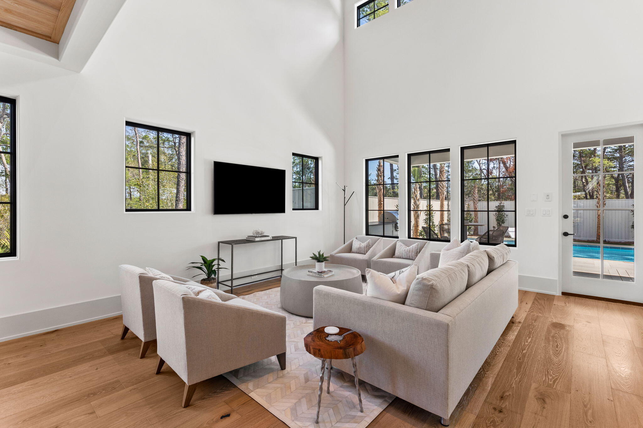 SWEET BAY - Residential