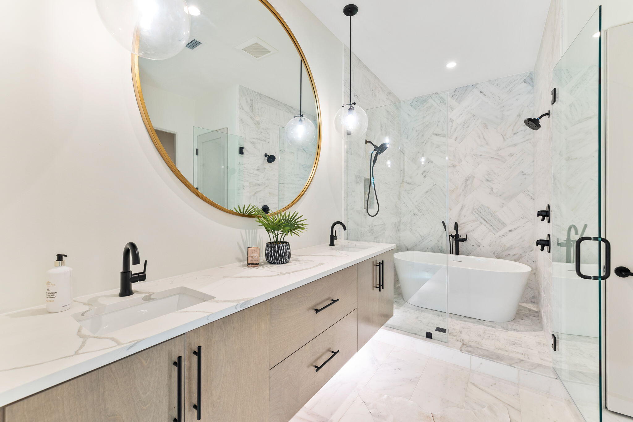 SWEET BAY - Residential
