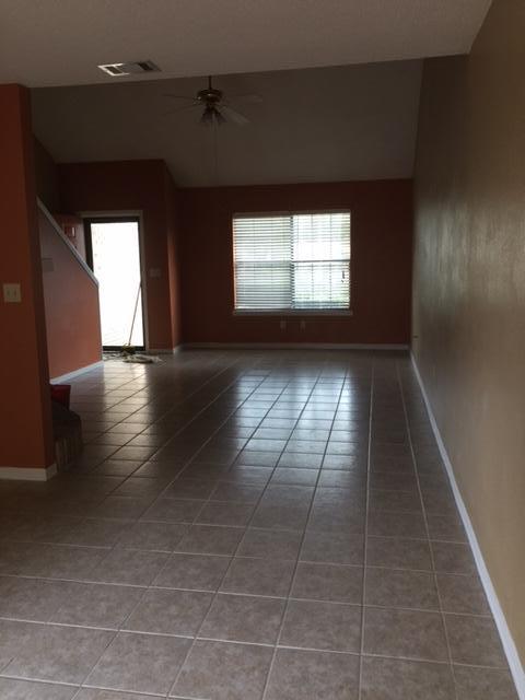 VALLEY T/H - Residential Lease