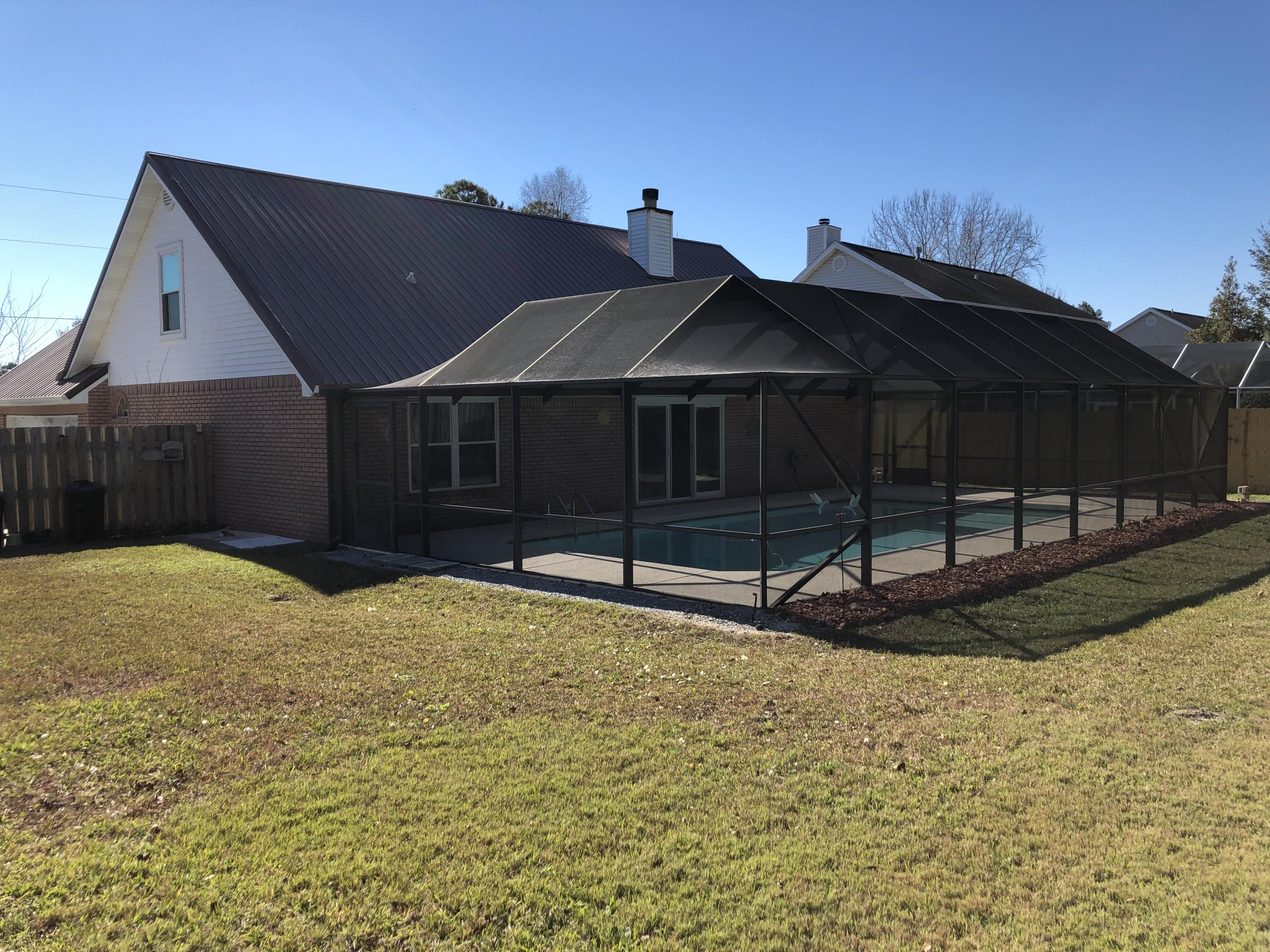 PARISH PINES - Residential Lease