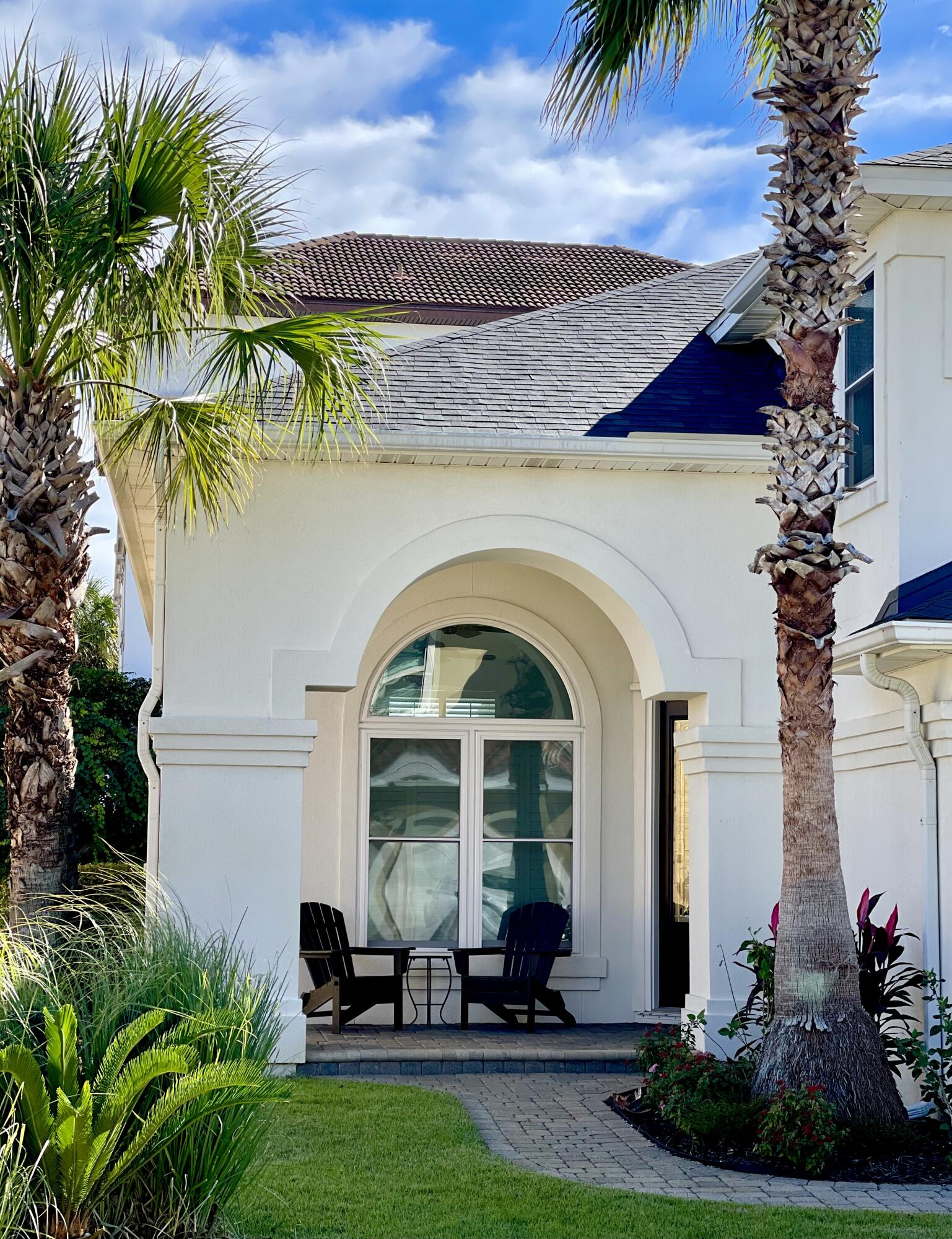AVALON BEACH ESTATES - Residential