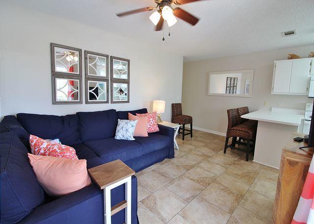 BEACHSIDE VILLAS CONDO - Residential