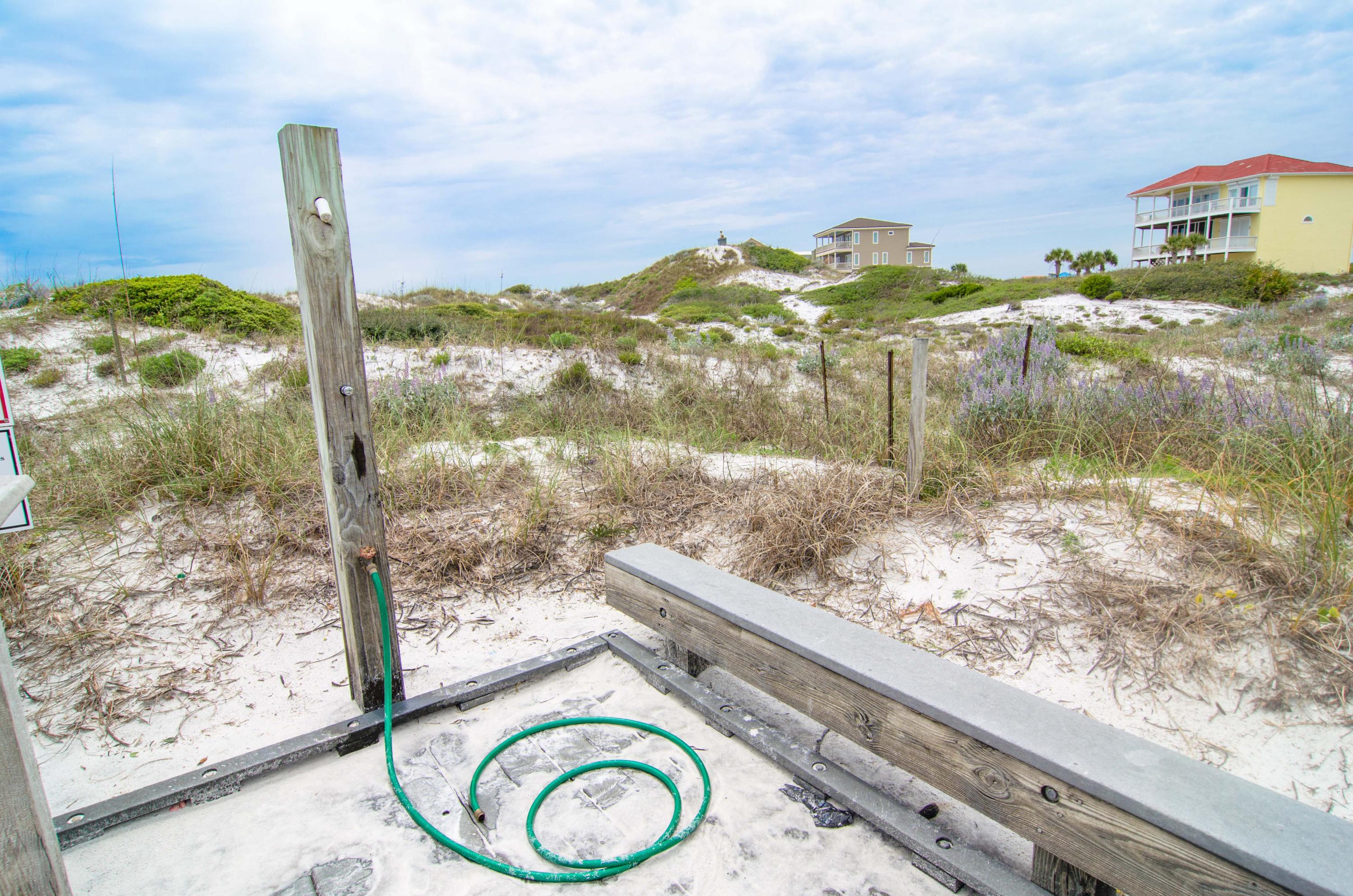 BEACHSIDE VILLAS CONDO - Residential
