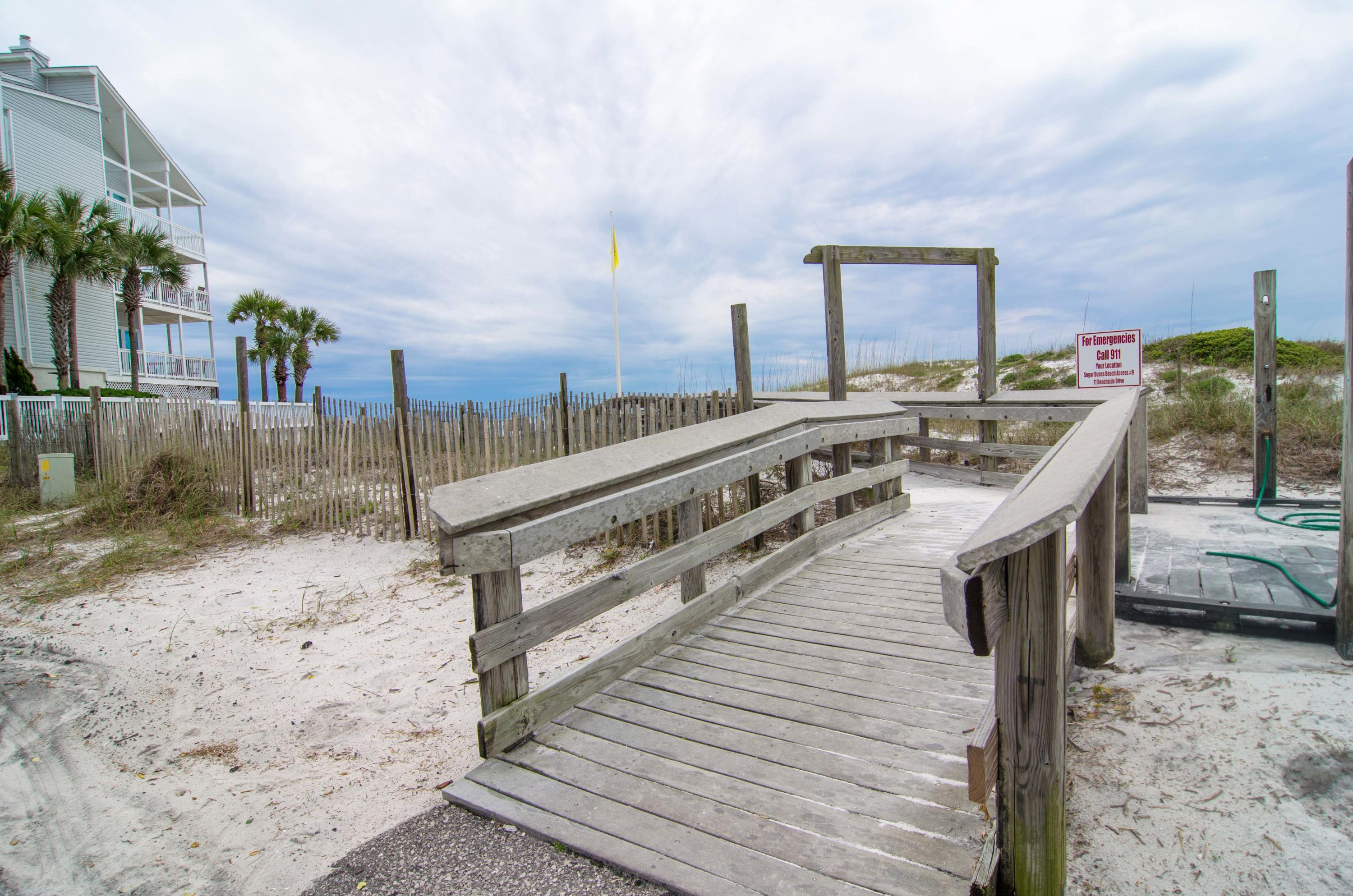 BEACHSIDE VILLAS CONDO - Residential
