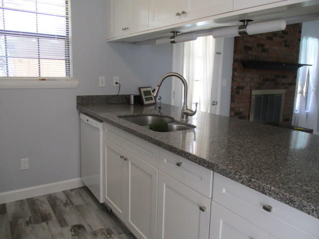 CHATEAU PRES DE LA MER - Residential Lease
