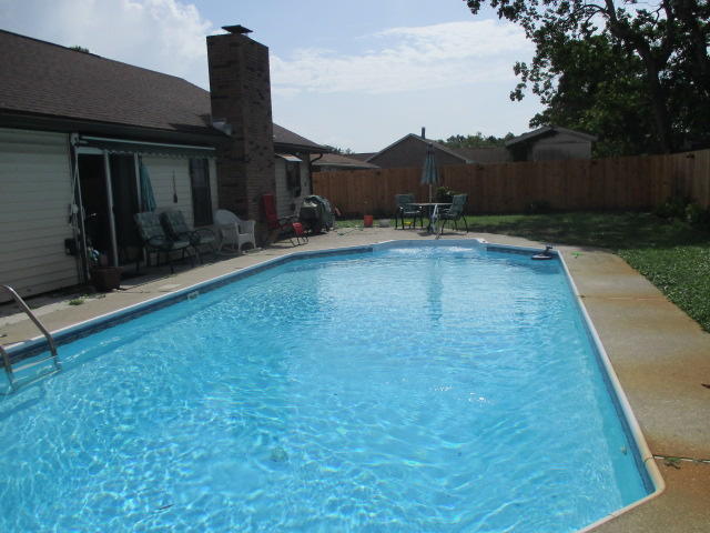 CHATEAU PRES DE LA MER - Residential Lease