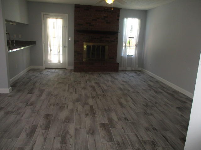 CHATEAU PRES DE LA MER - Residential Lease