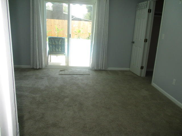 CHATEAU PRES DE LA MER - Residential Lease