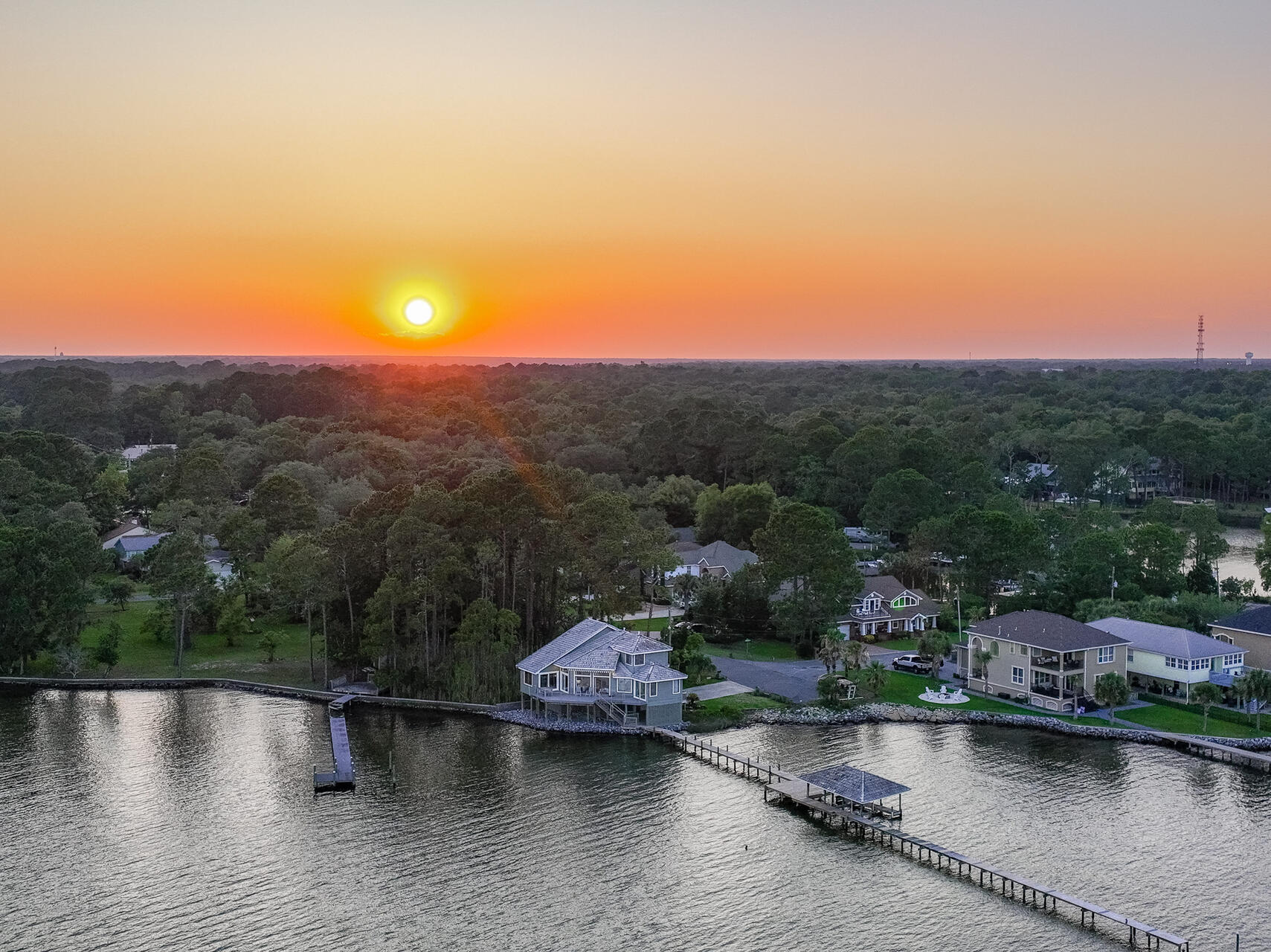 PINECREST ADDN - Residential