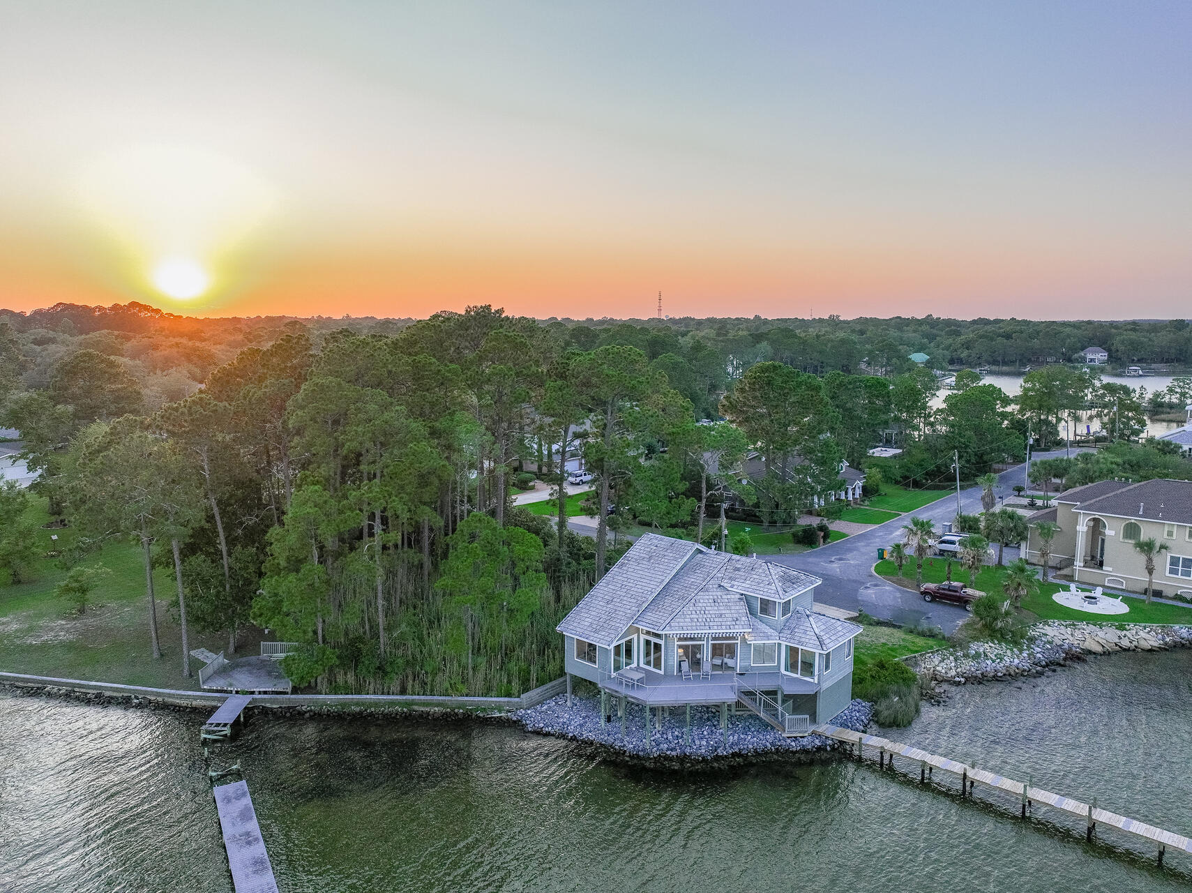 PINECREST ADDN - Residential