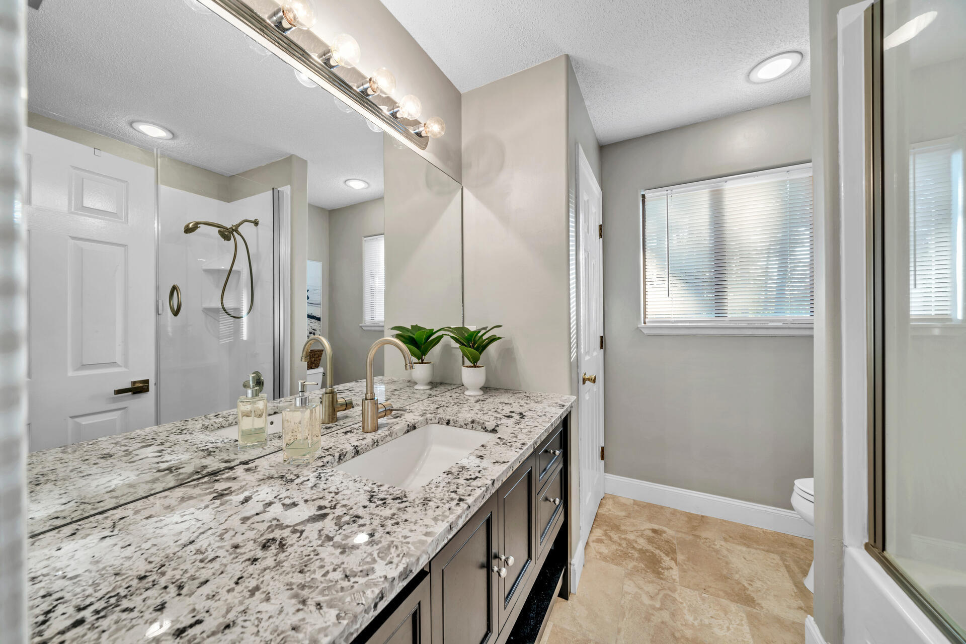 PINECREST ADDN - Residential