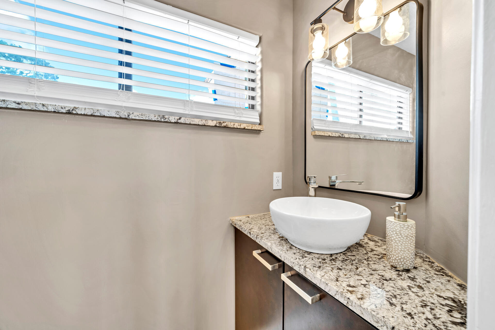 PINECREST ADDN - Residential