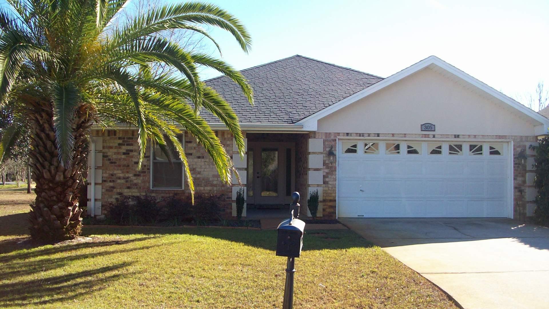 SPACIOUS 4 BEDROOM HOME IN A GATED QUIET SUBDIVISION. HOUSE HAS MANY UPGRADES. TENANT WILL HAVE USE OF COMMUNITY POOL AND TENNIS COURTS. PETS OKAY WITH SOME RESTRICTIONS.