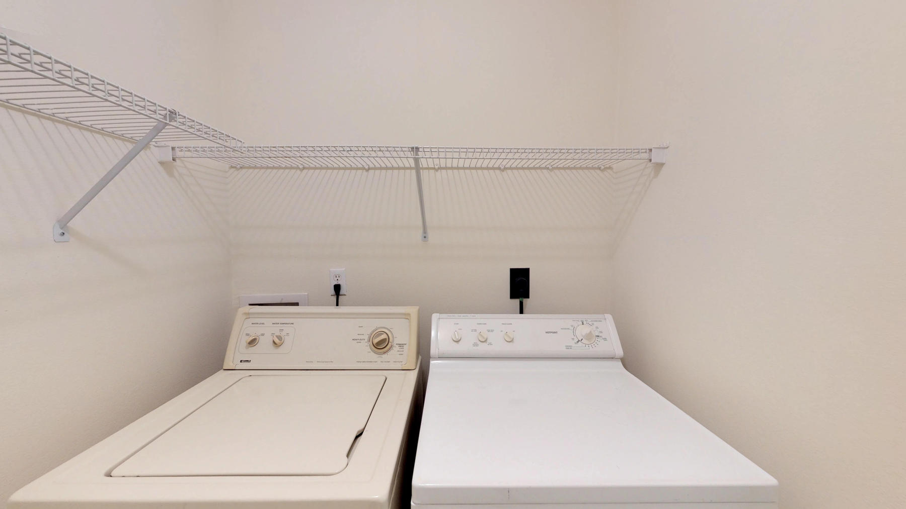 WATREE GARDENS - Residential Lease