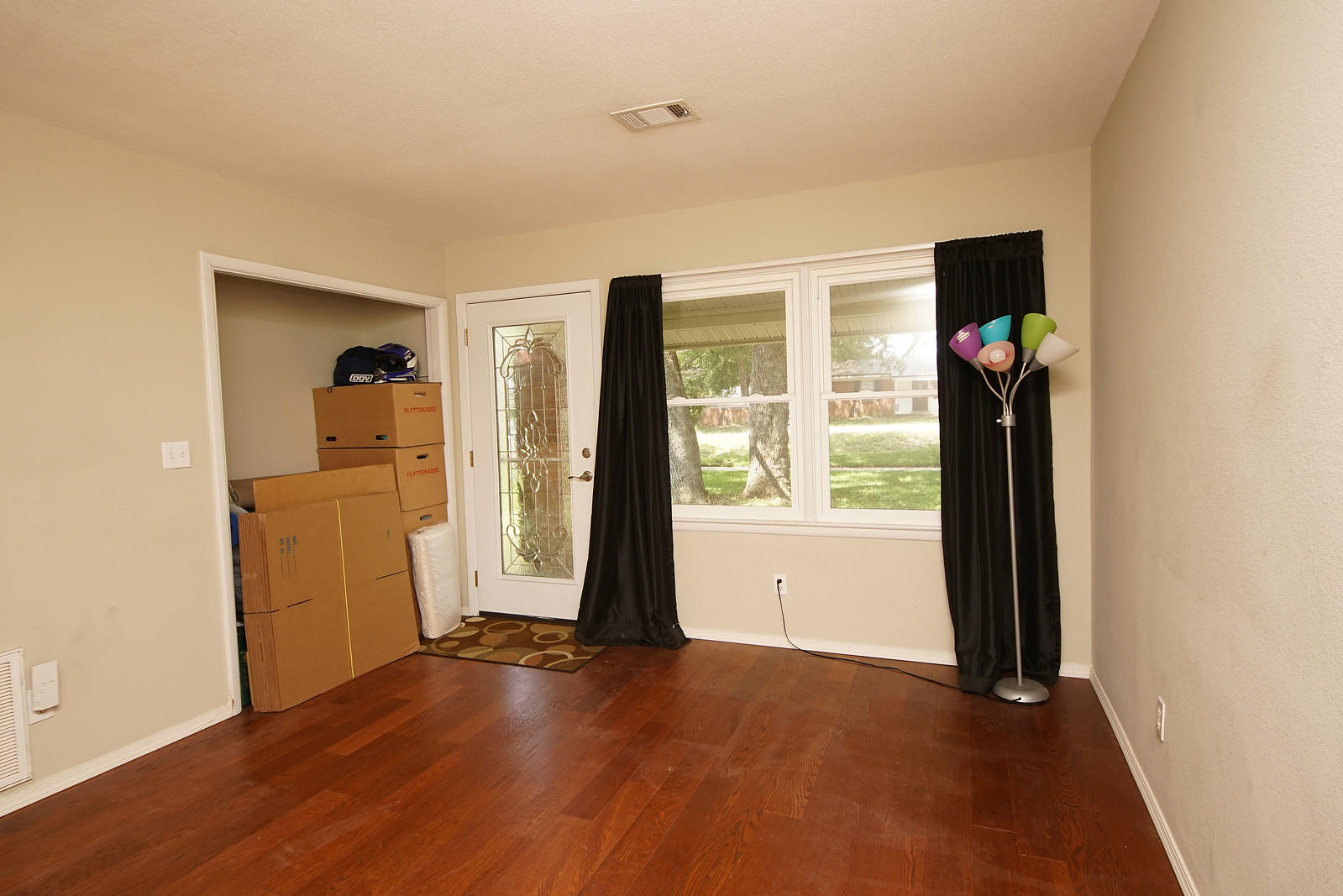 PINECREST HILLS - Residential
