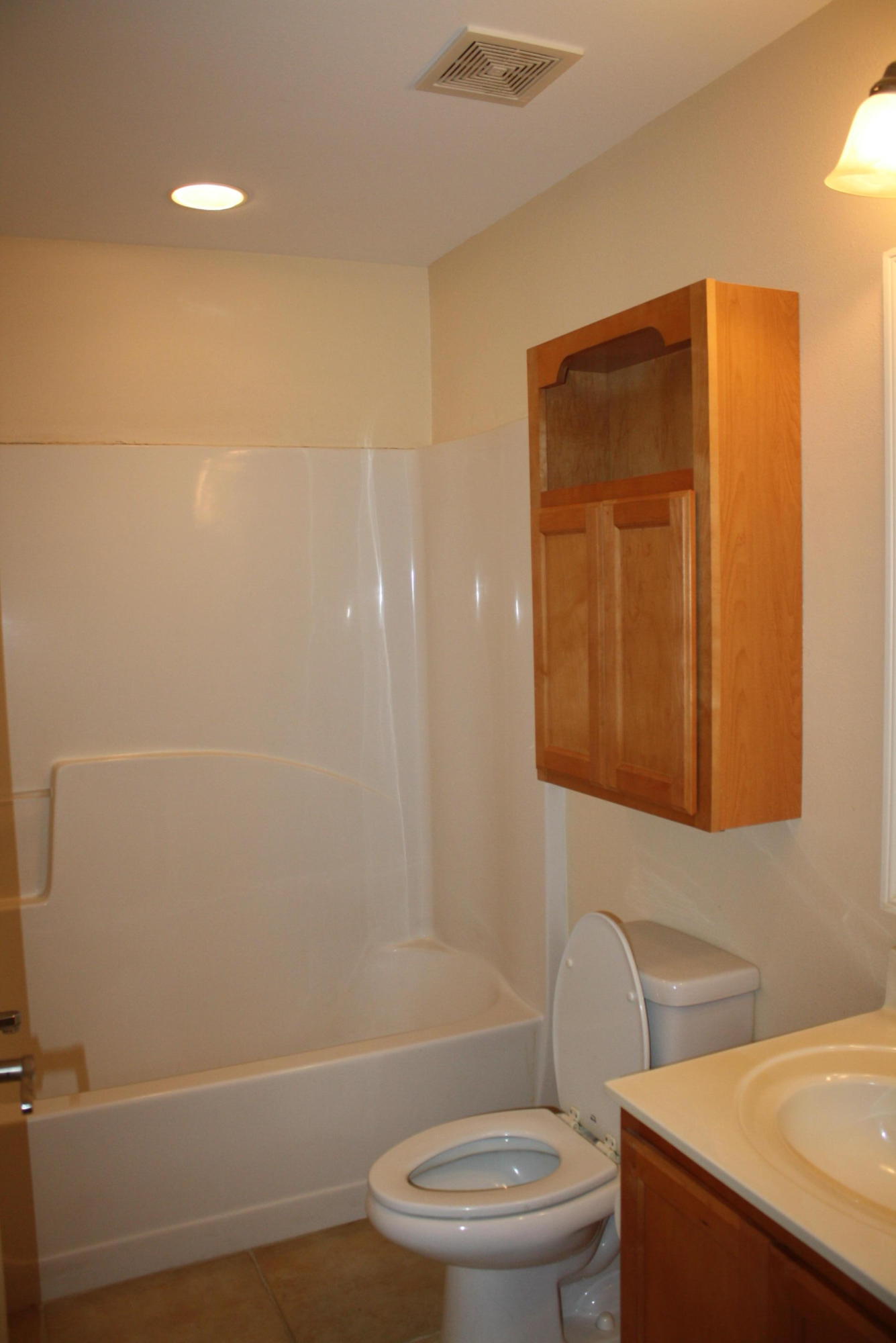 OLD BAY VILLAGE CONDO - Residential Lease