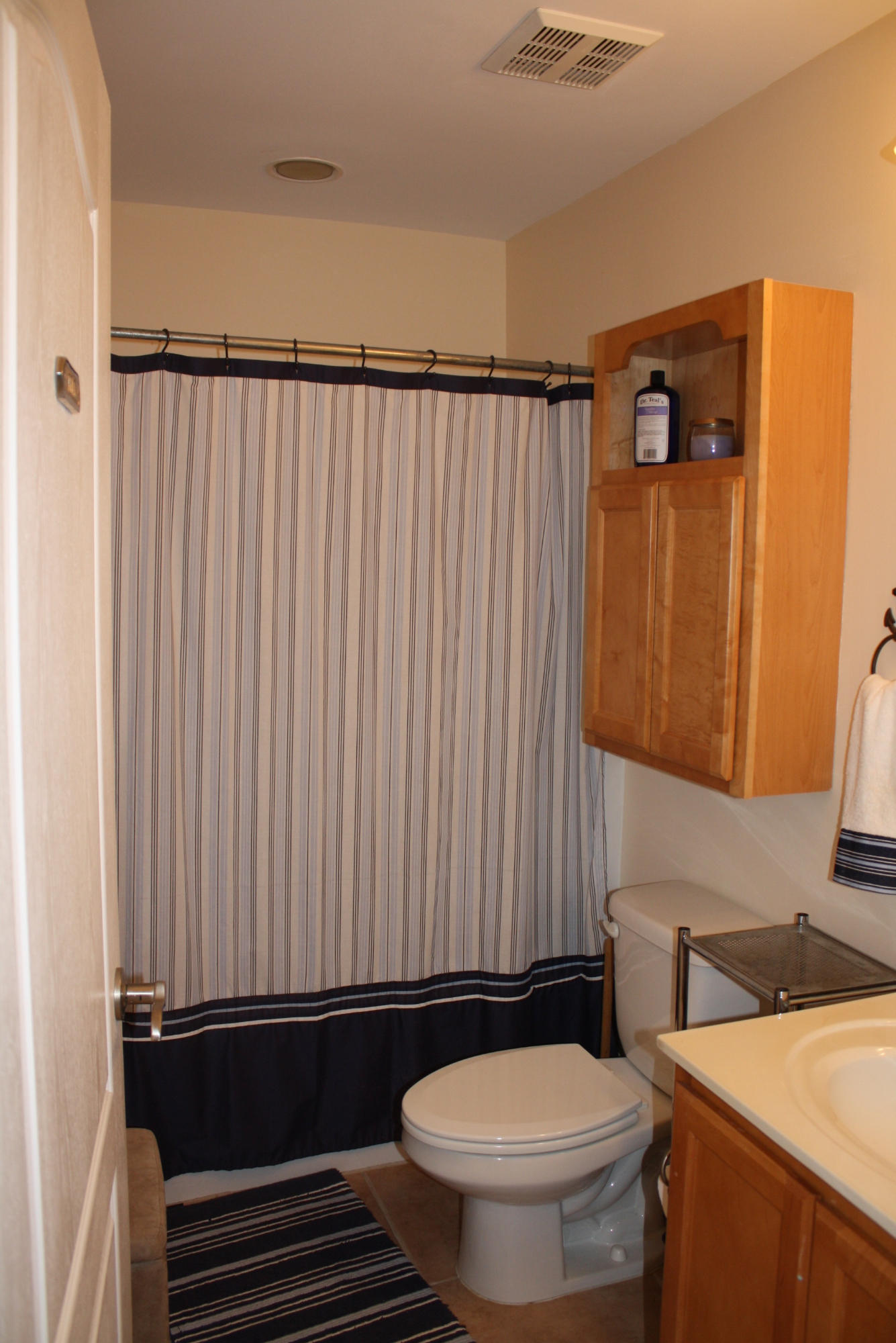 OLD BAY VILLAGE CONDO - Residential Lease