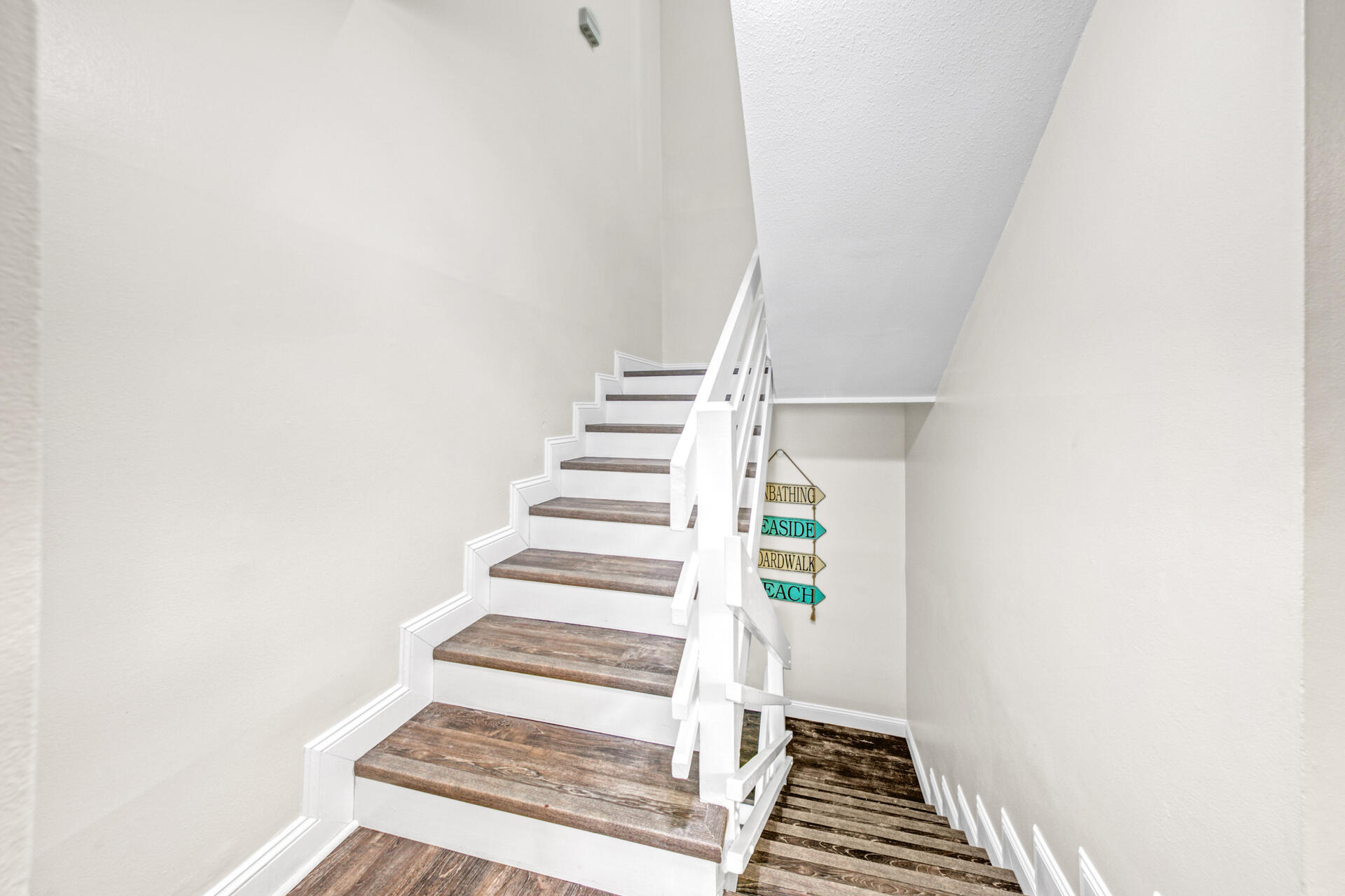 COSTA VISTA T/H - Residential