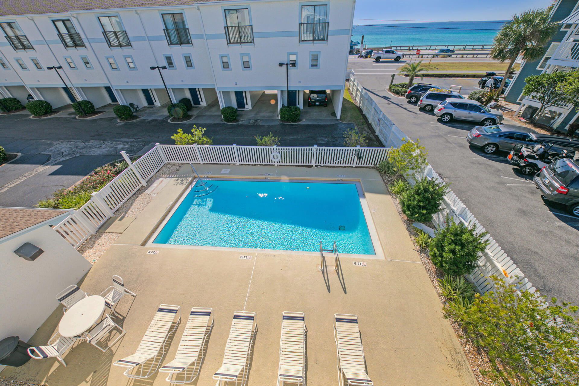 COSTA VISTA T/H - Residential