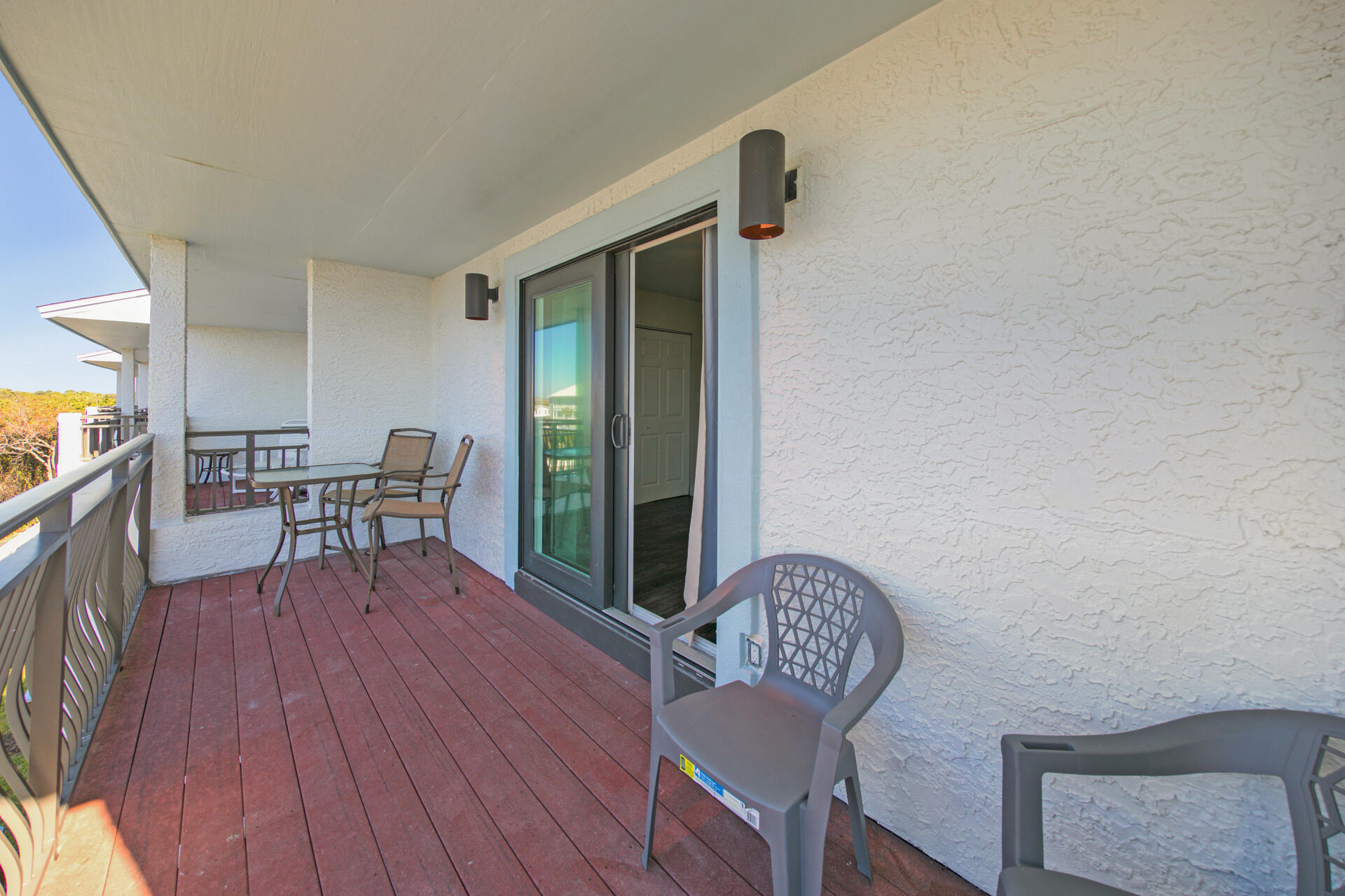 COSTA VISTA T/H - Residential