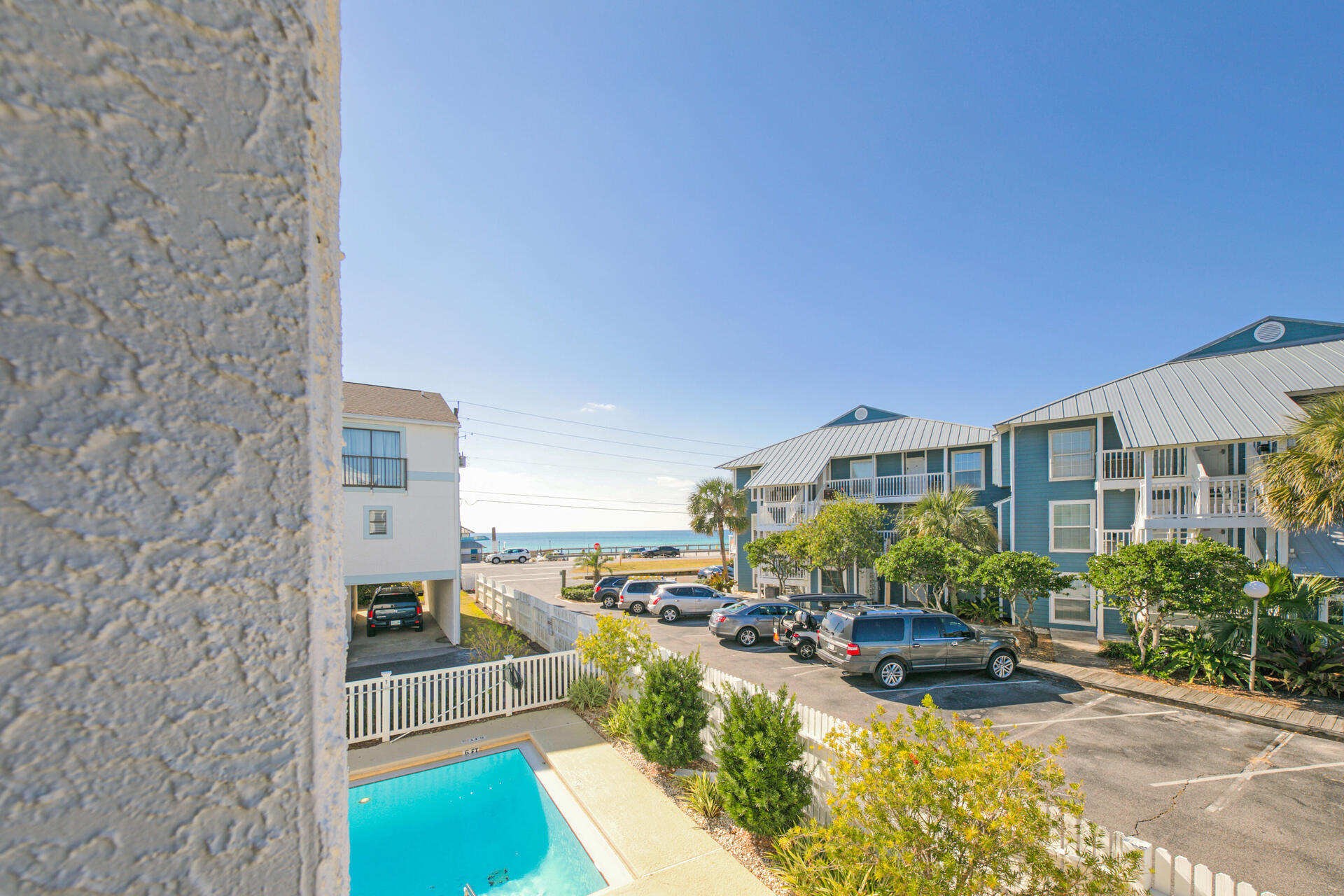COSTA VISTA T/H - Residential