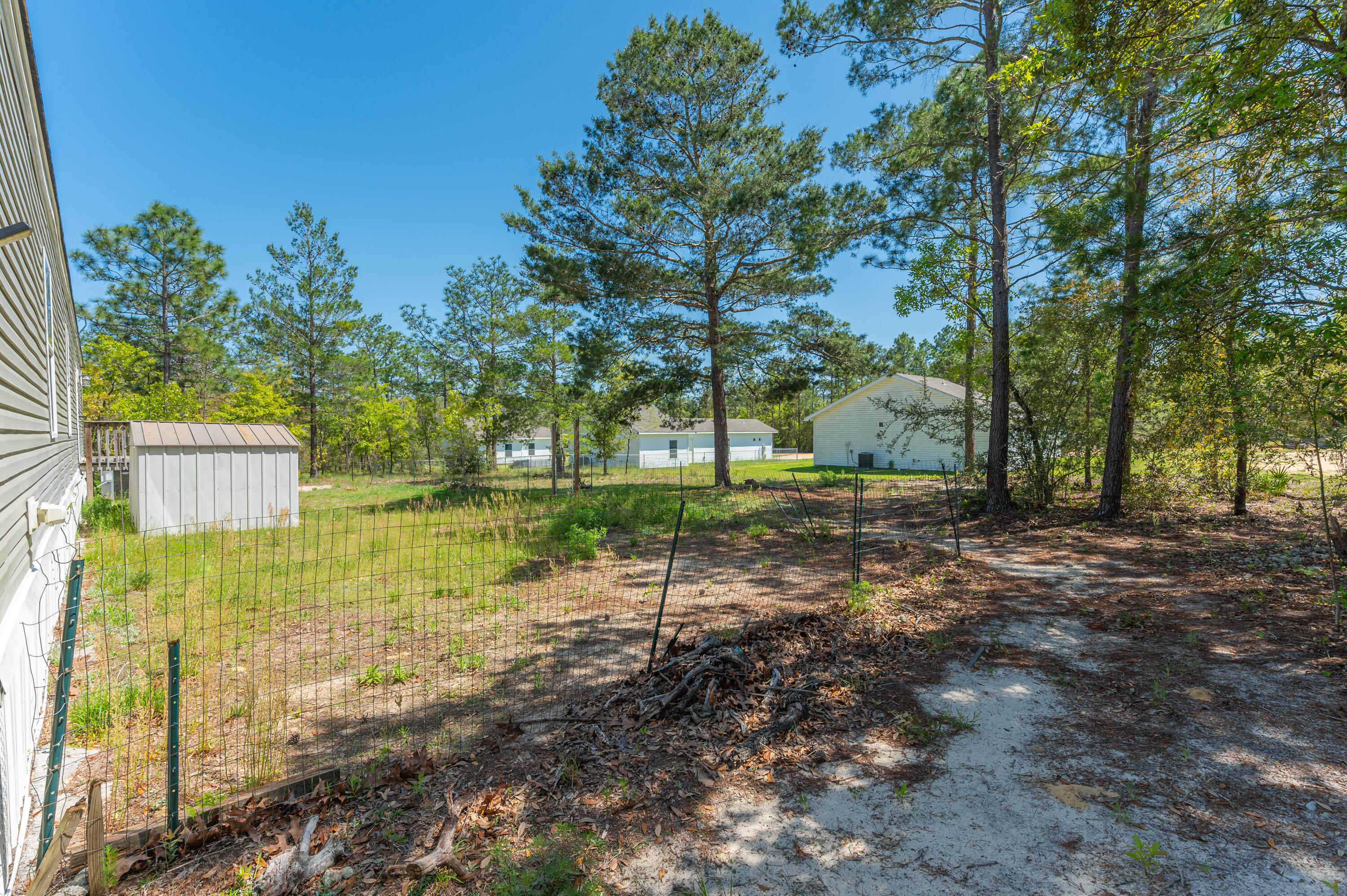 OAKWOOD HILLS UNIT 1 - Residential Lease