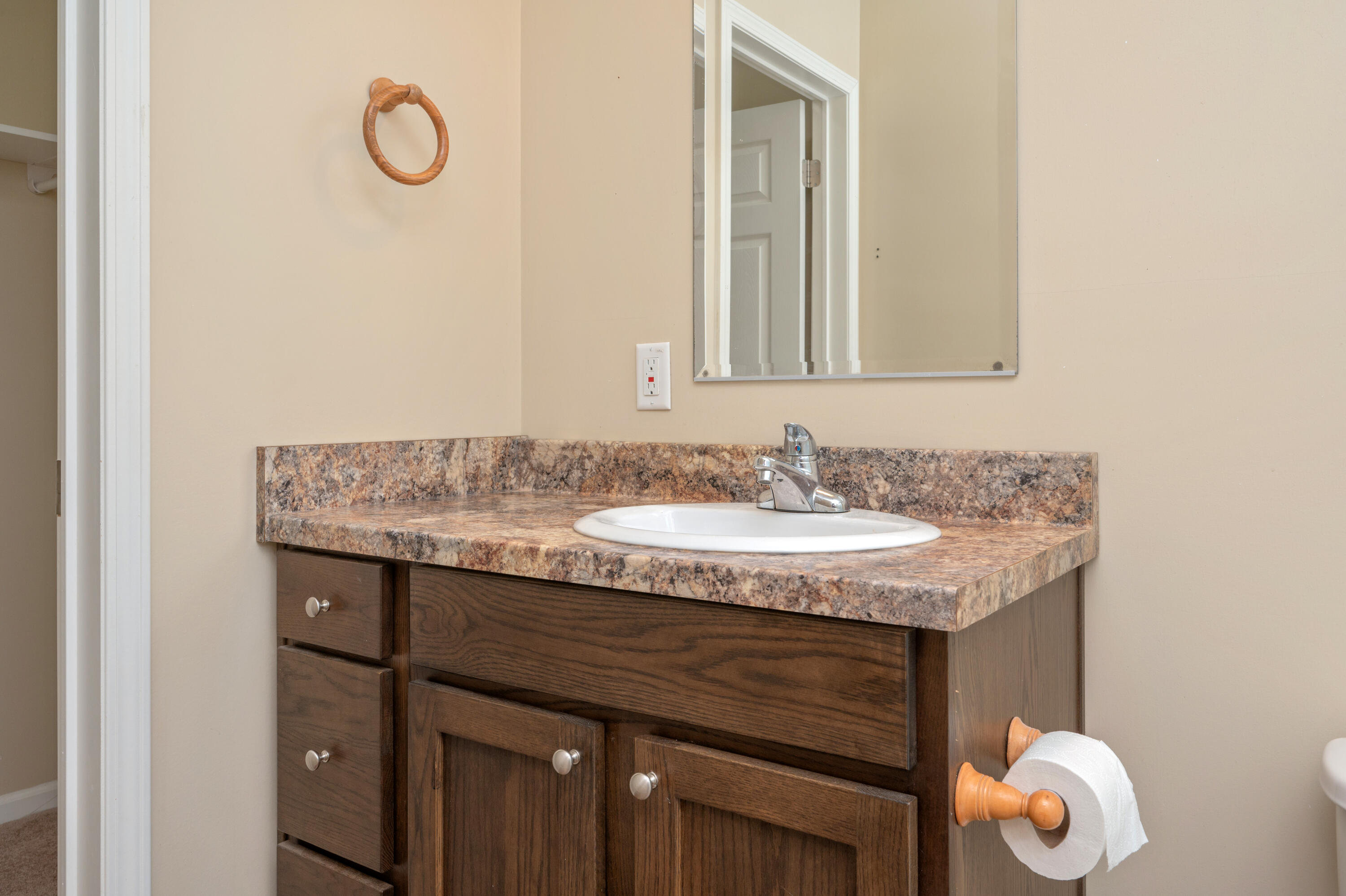 OAKWOOD HILLS UNIT 1 - Residential Lease