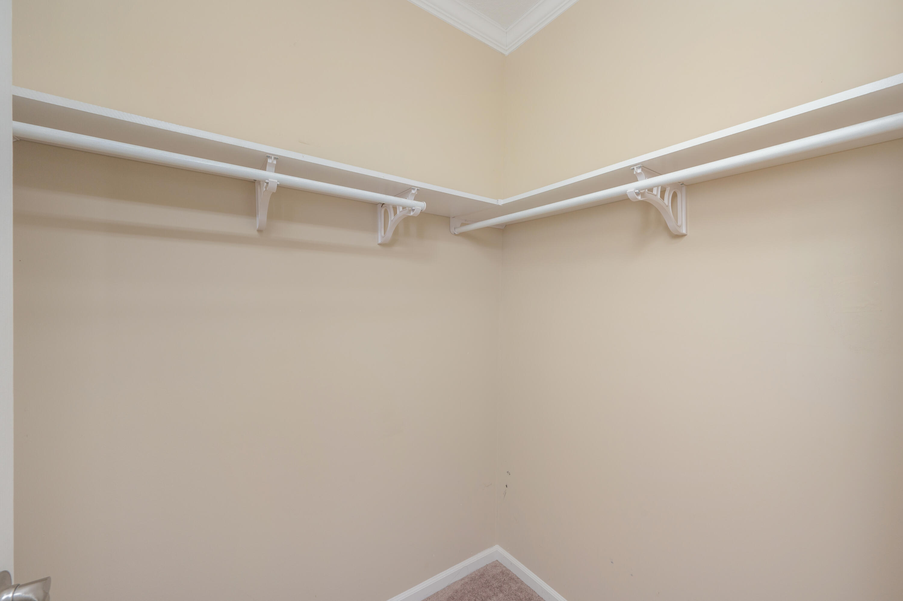 OAKWOOD HILLS UNIT 1 - Residential Lease