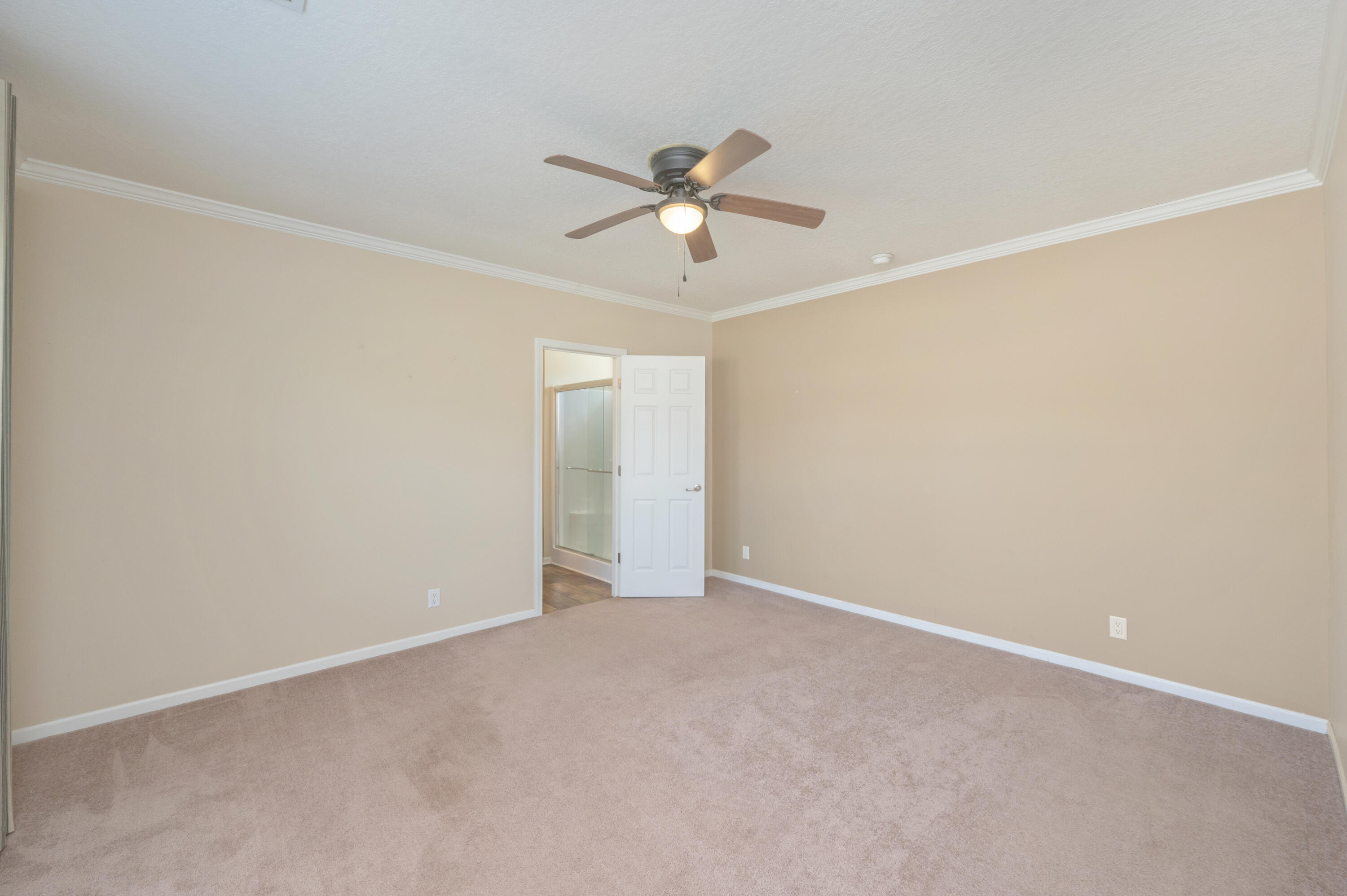 OAKWOOD HILLS UNIT 1 - Residential Lease
