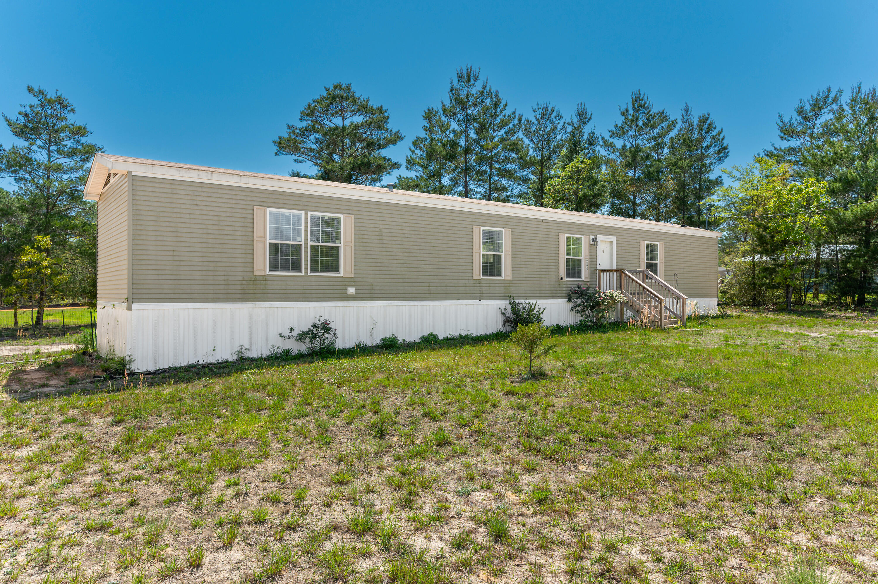 OAKWOOD HILLS UNIT 1 - Residential Lease