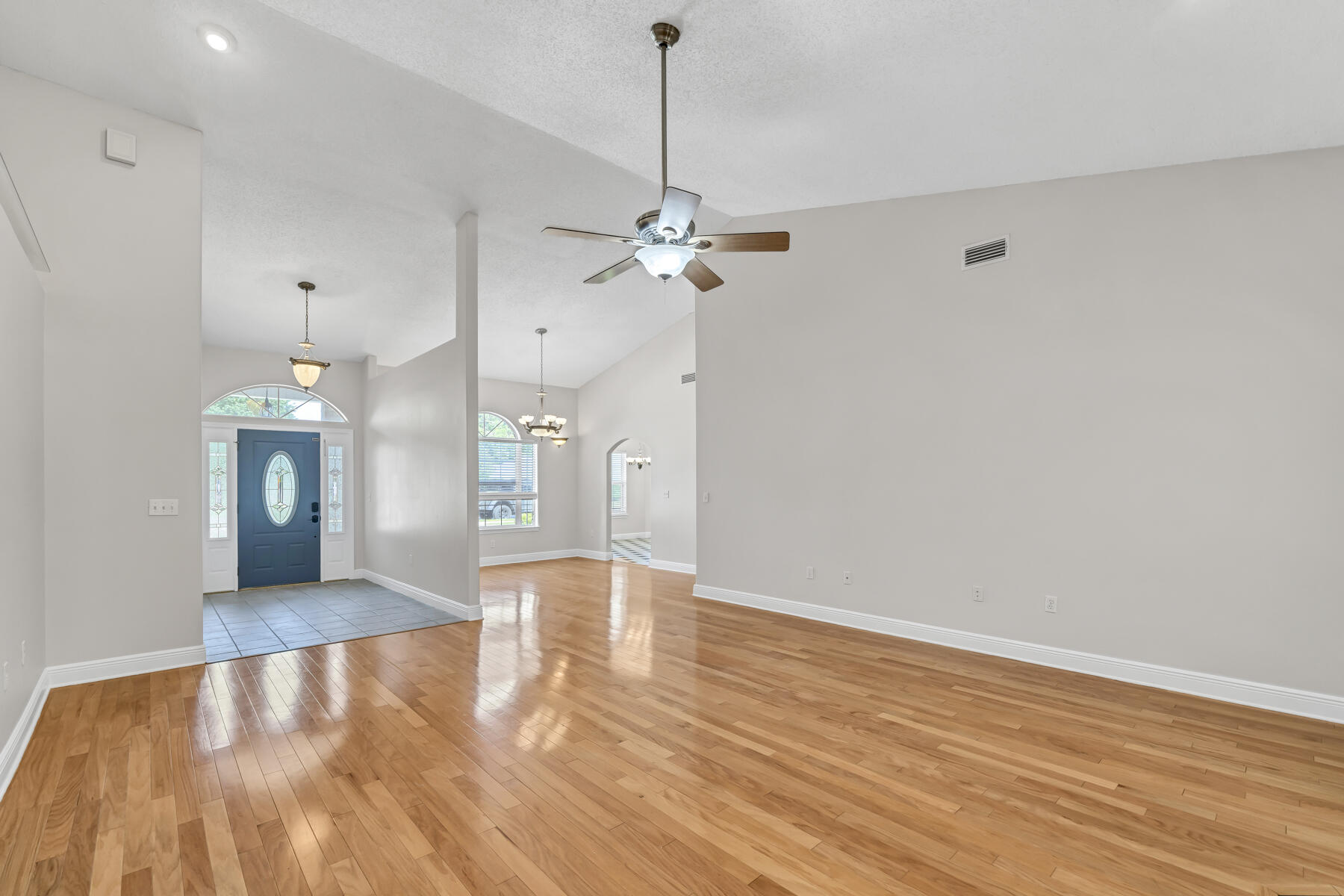 SOUND HAMMOCK - Residential Lease