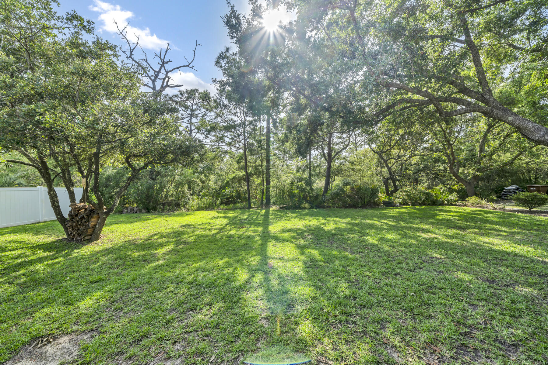 SOUND HAMMOCK - Residential Lease
