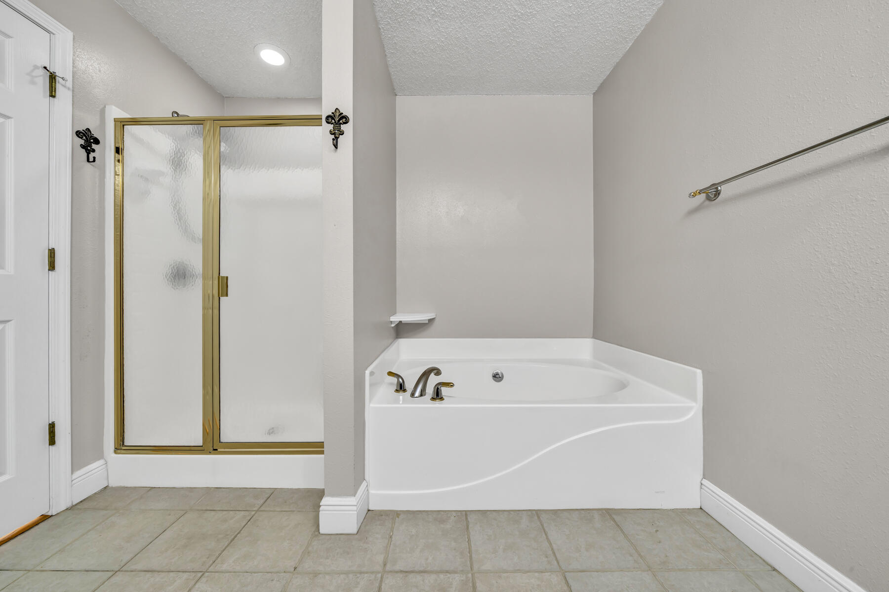SOUND HAMMOCK - Residential Lease