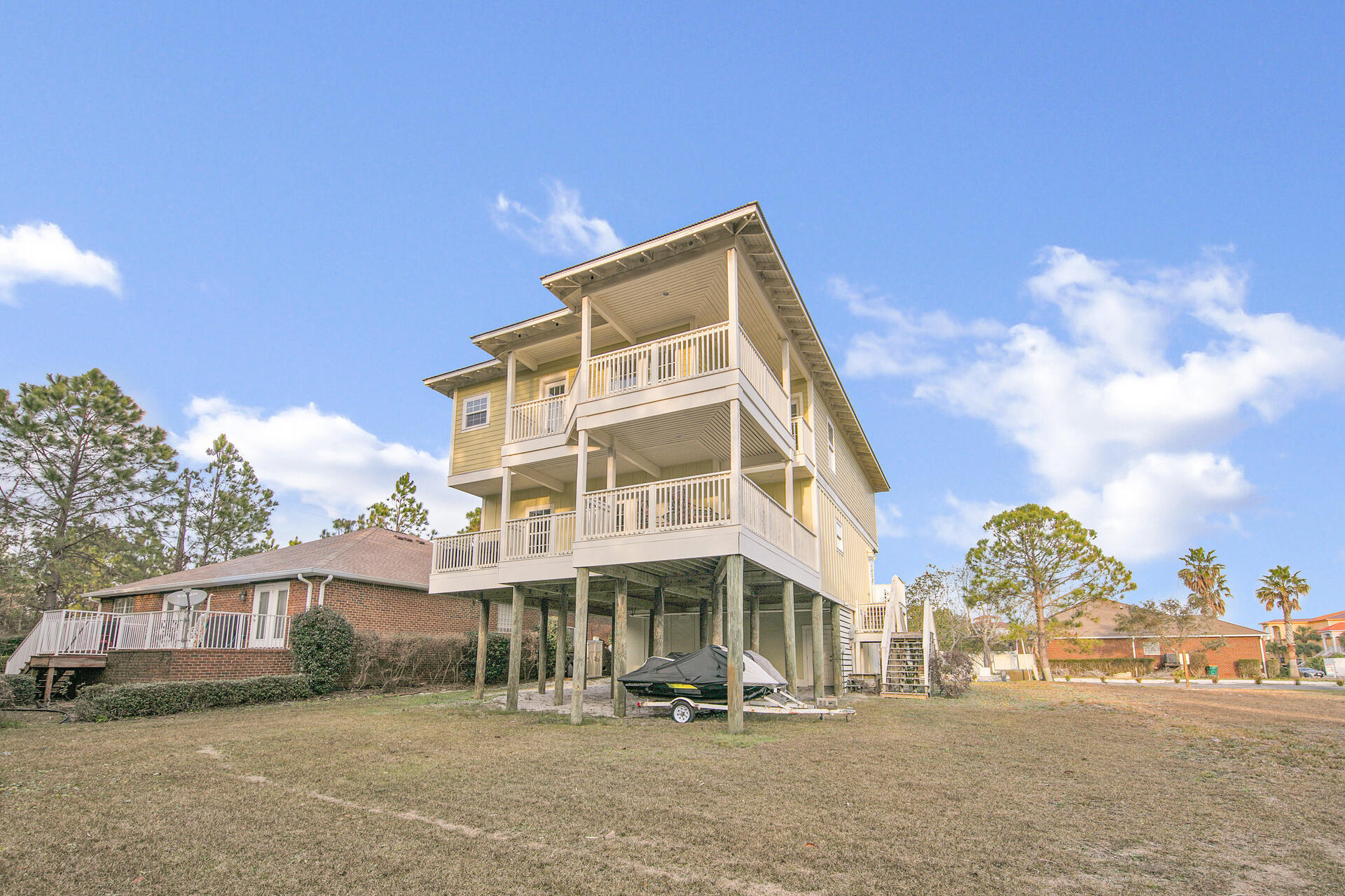 SPARKLING WATERS - Residential