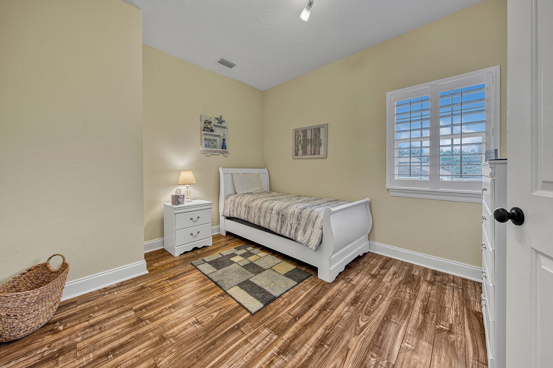 SPARKLING WATERS - Residential