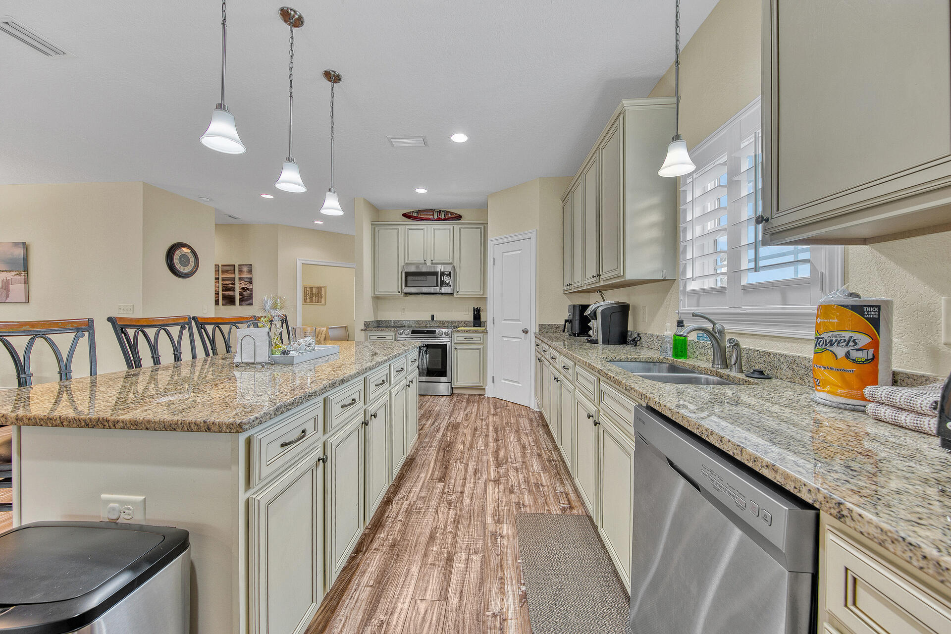 SPARKLING WATERS - Residential