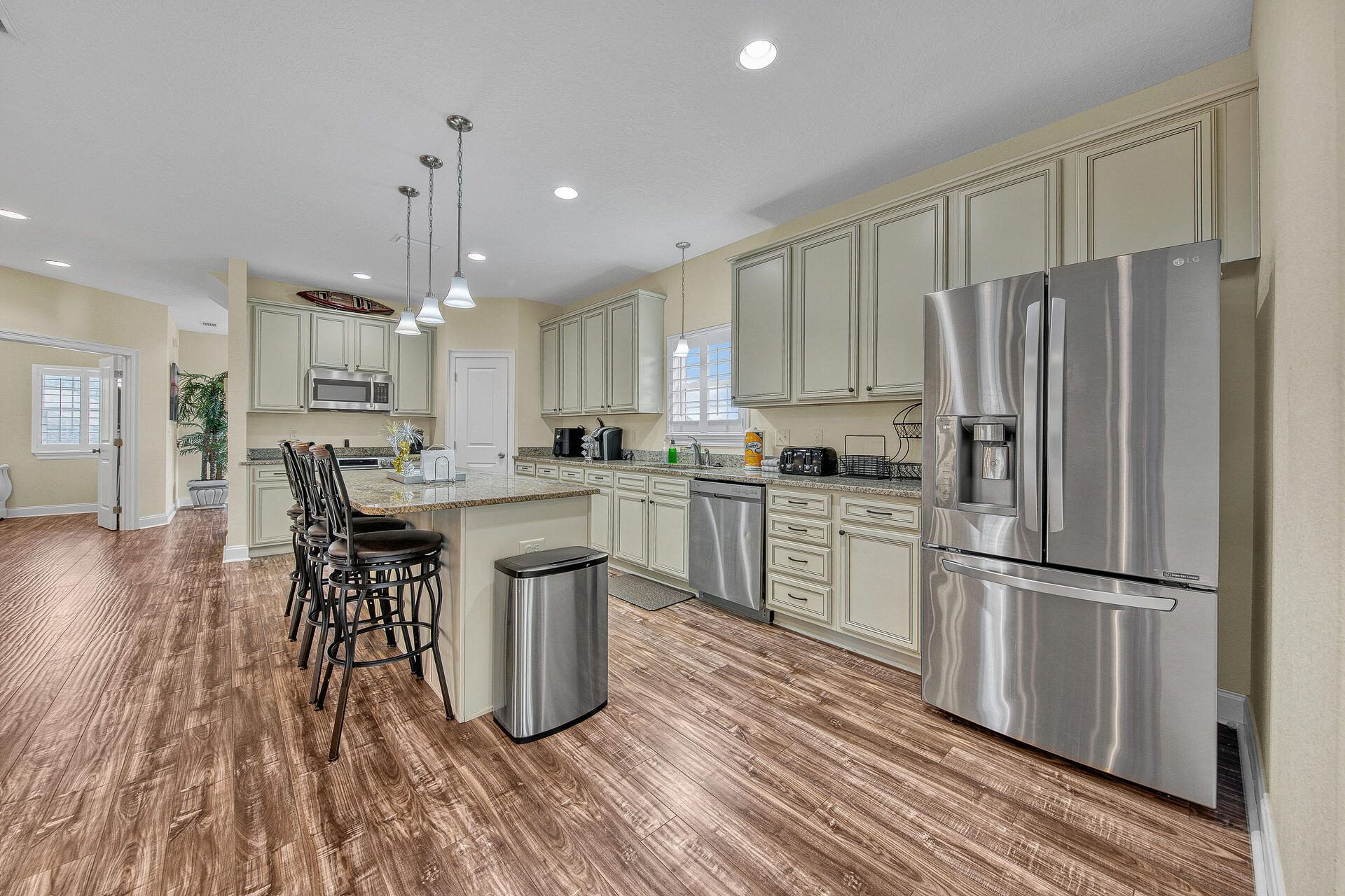 SPARKLING WATERS - Residential