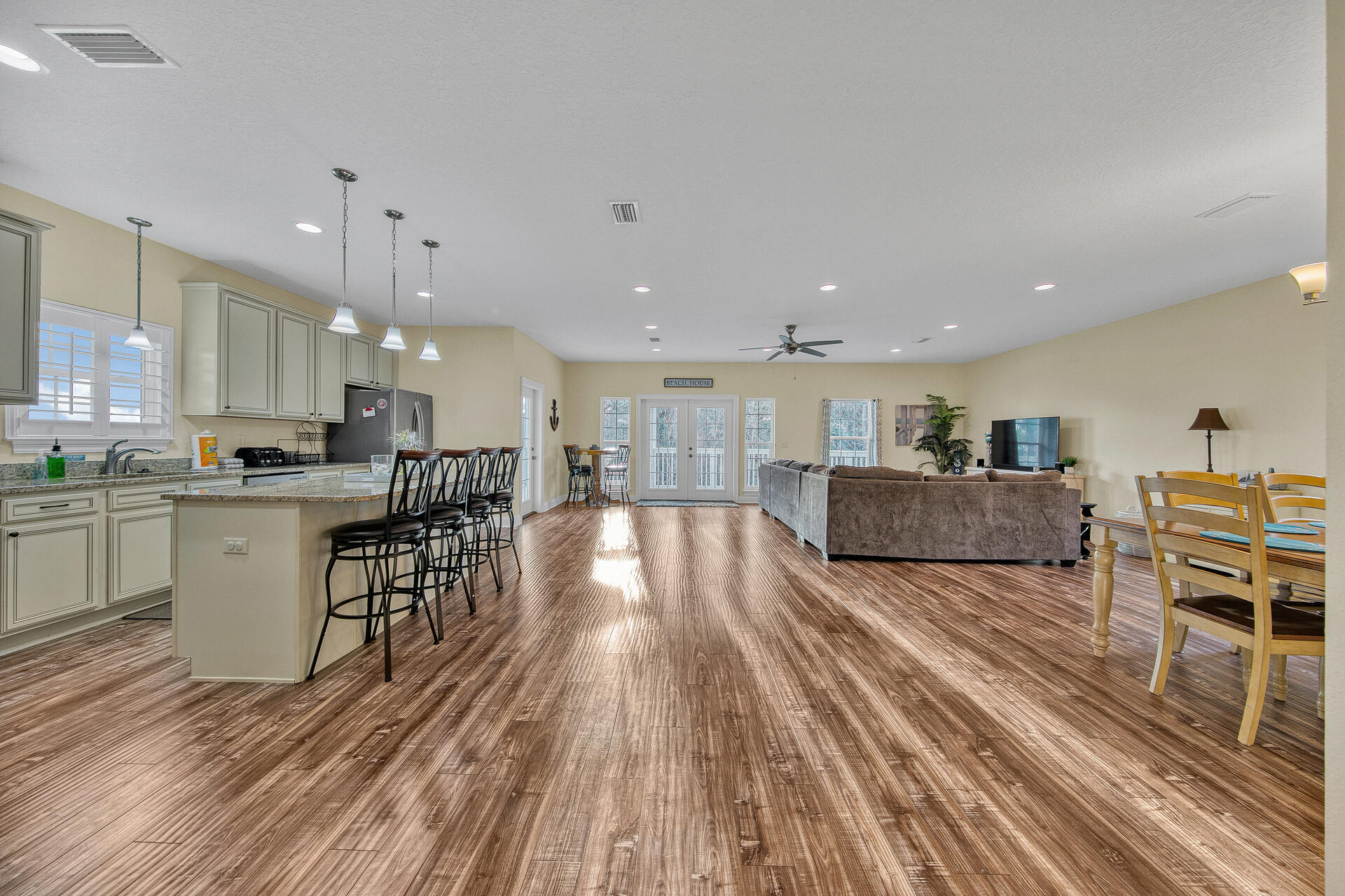 SPARKLING WATERS - Residential