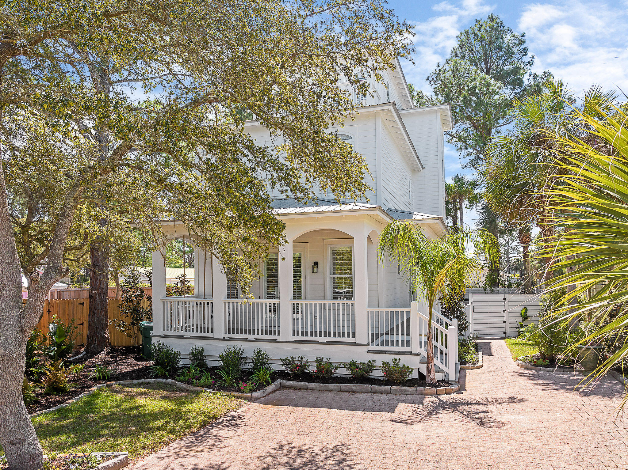 NO RECORDED SUBDIVISION - Residential