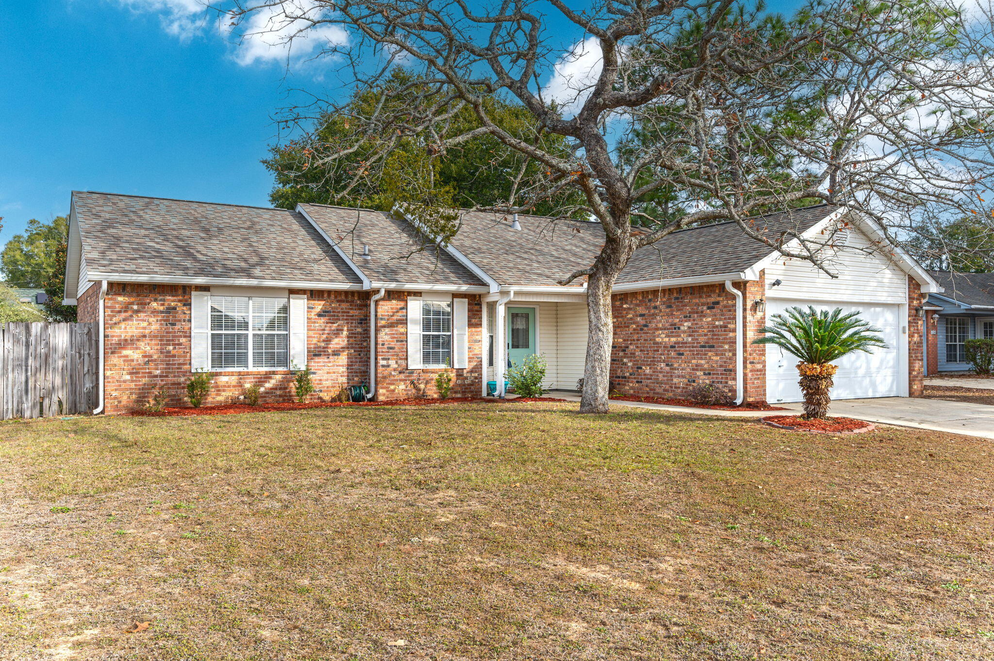 Three bedroom, 2 bath home within minutes of the hospital, shopping, I 10 and military bases.  Split bedroom plan, gas fireplace, granite countertops and fenced in back yard.  The roof was replaced in the latter part of 2020 and ac in 2016.  Washer and dryer to convey with house, but is as is.  Call today to schedule a viewing.
