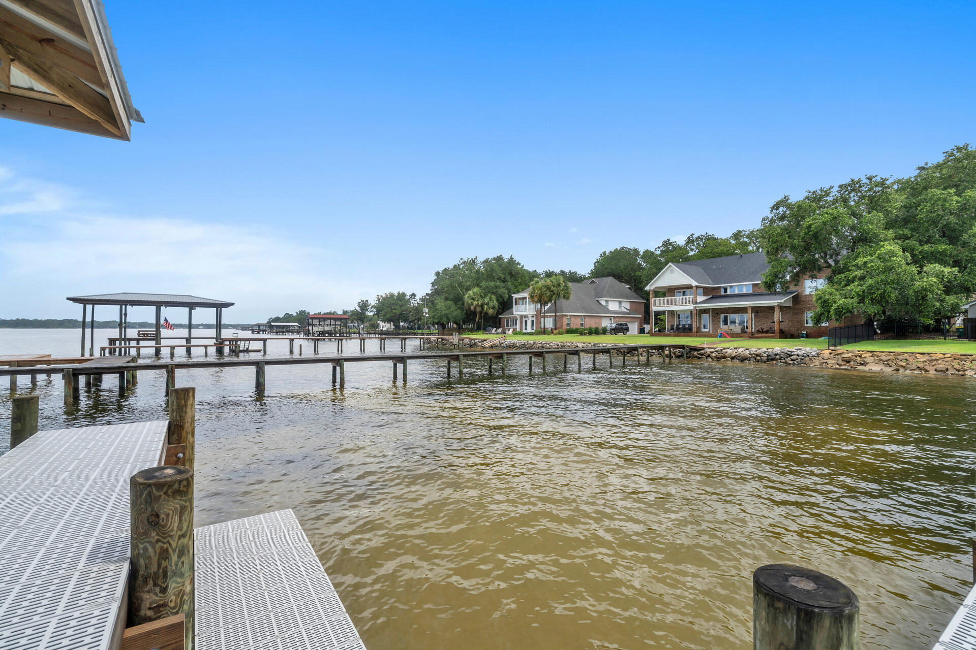 WINDWARD PH 1 BLUEWATER BAY - Residential