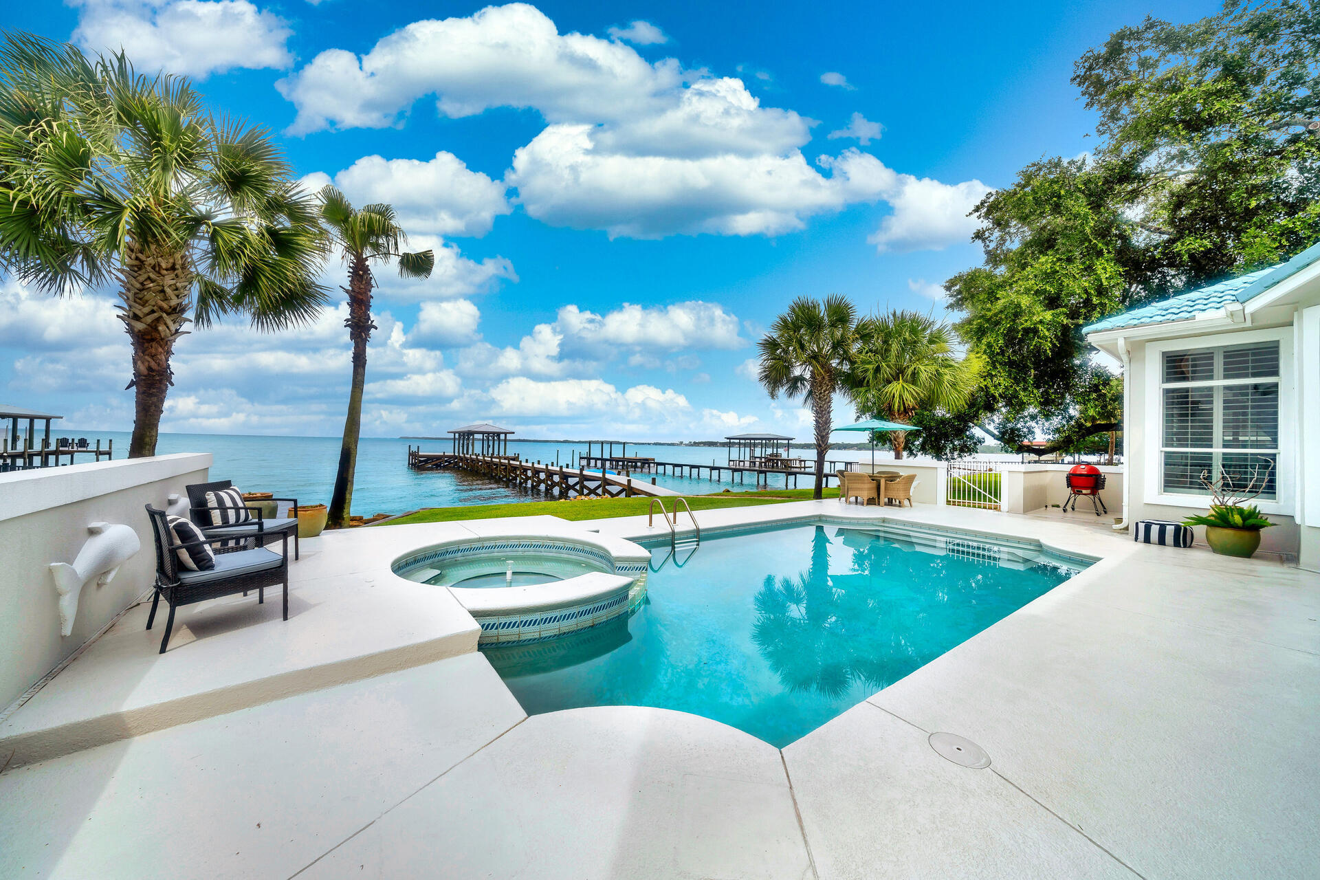 WINDWARD PH 1 BLUEWATER BAY - Residential