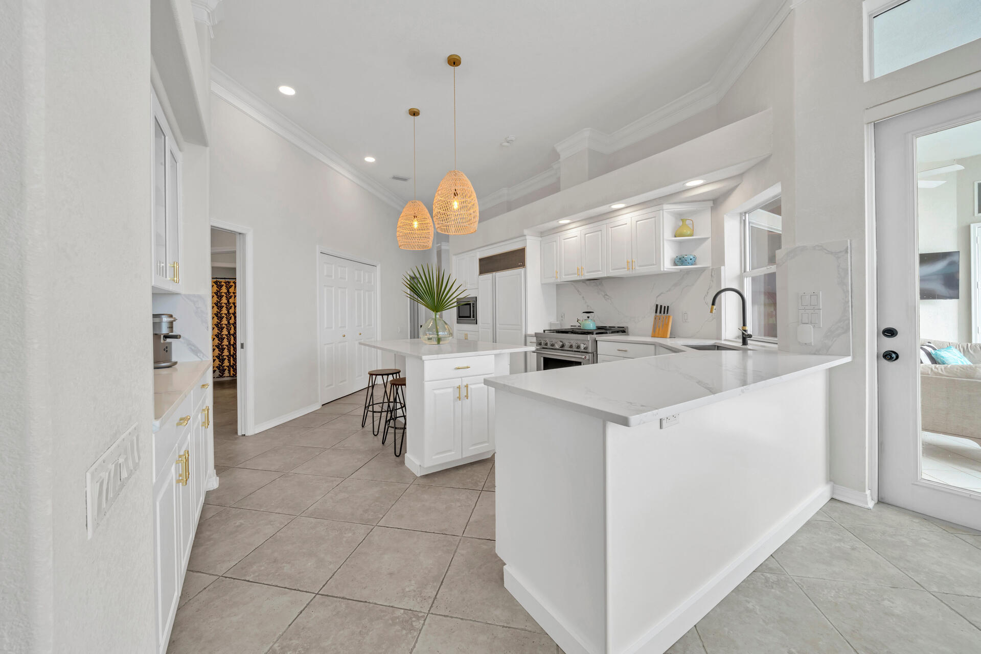 WINDWARD PH 1 BLUEWATER BAY - Residential