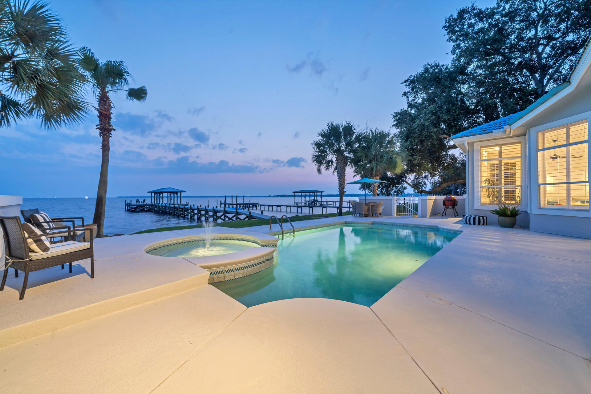 WINDWARD PH 1 BLUEWATER BAY - Residential