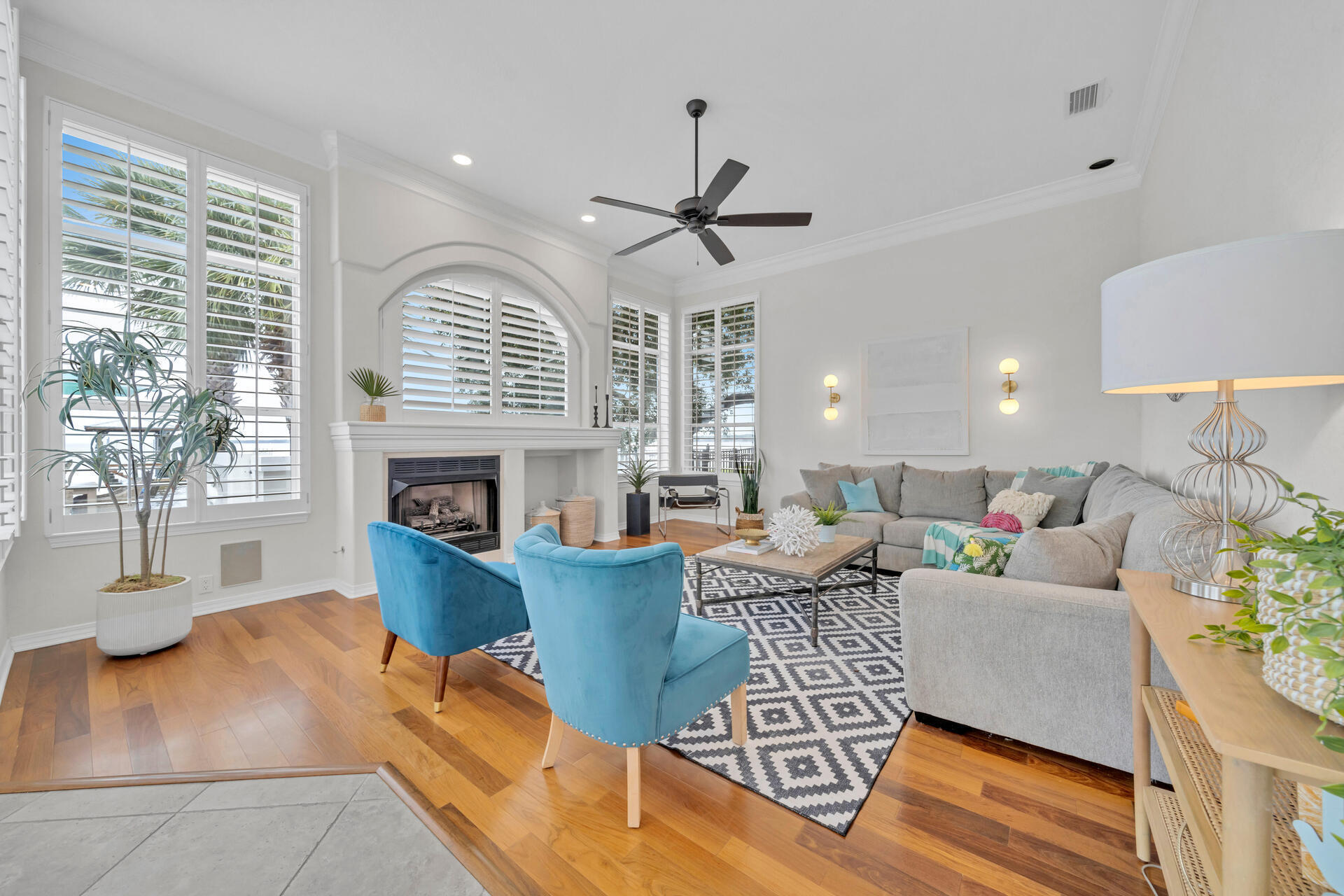 WINDWARD PH 1 BLUEWATER BAY - Residential
