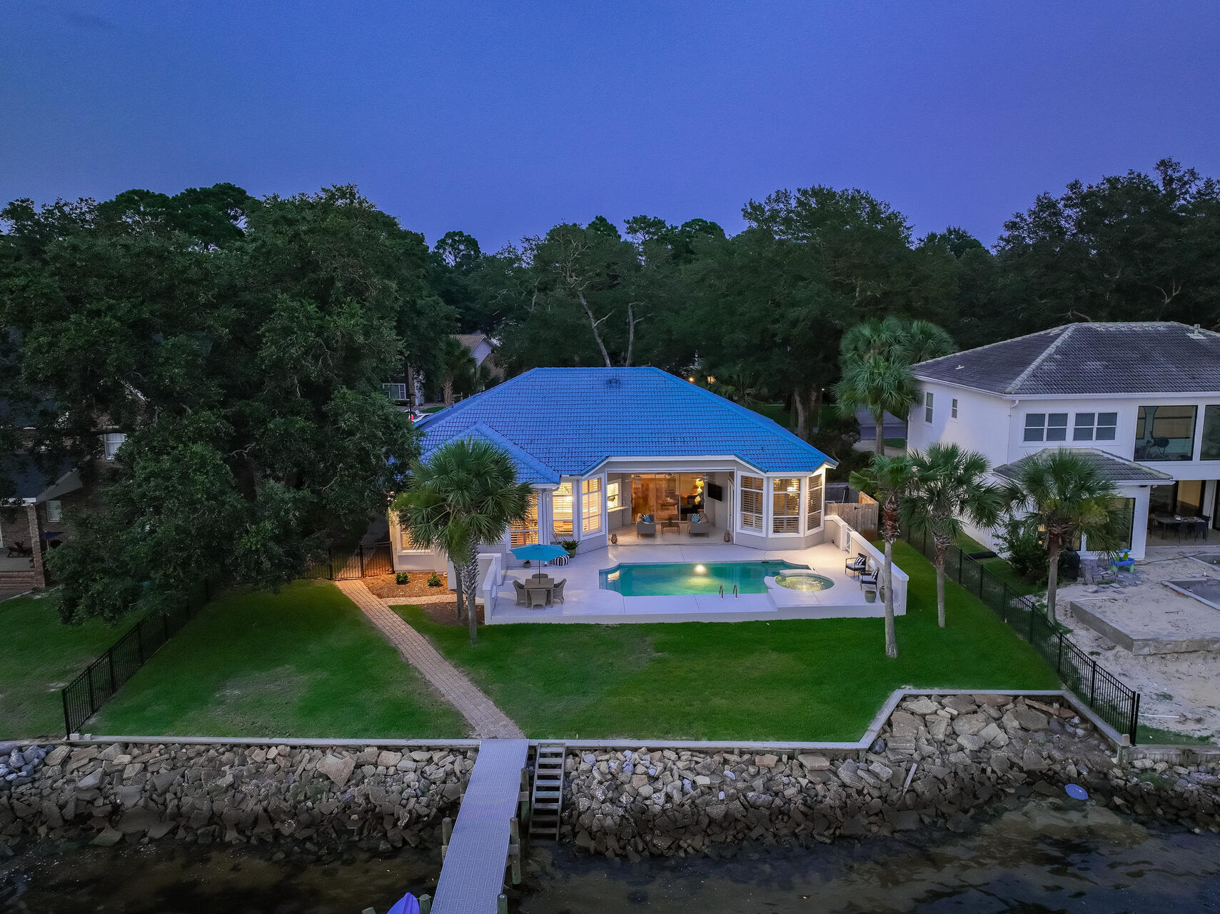 WINDWARD PH 1 BLUEWATER BAY - Residential