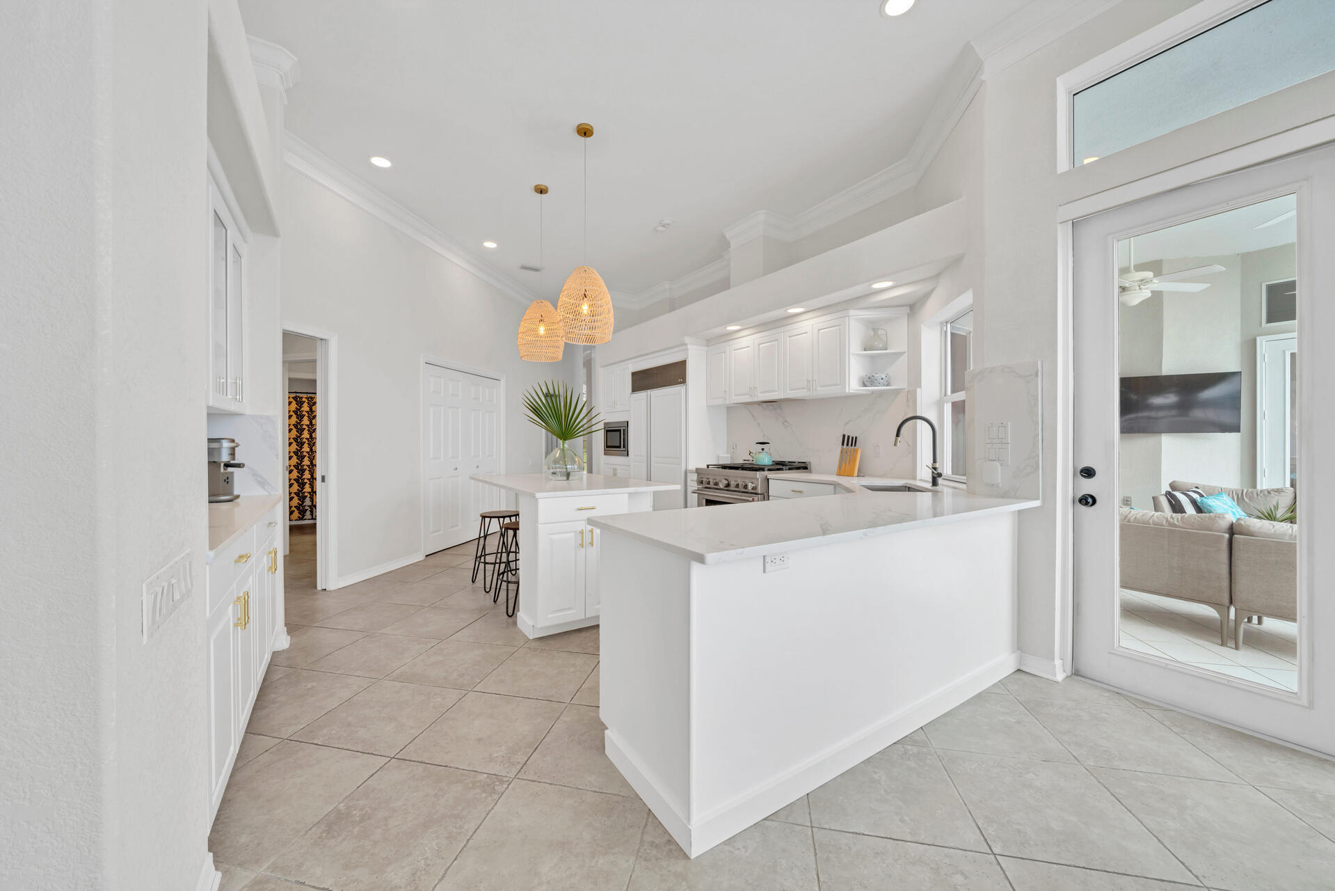 WINDWARD PH 1 BLUEWATER BAY - Residential