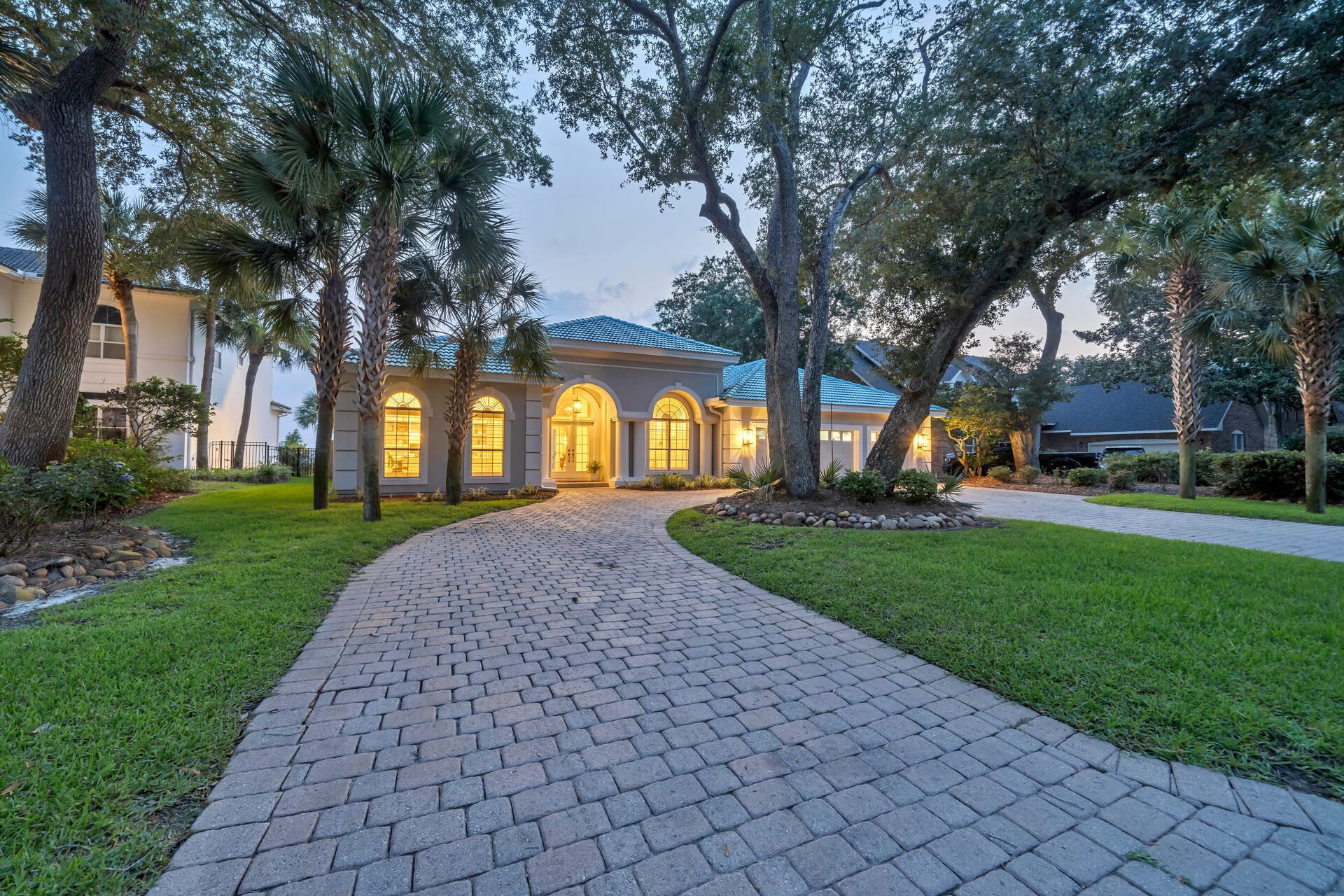 WINDWARD PH 1 BLUEWATER BAY - Residential