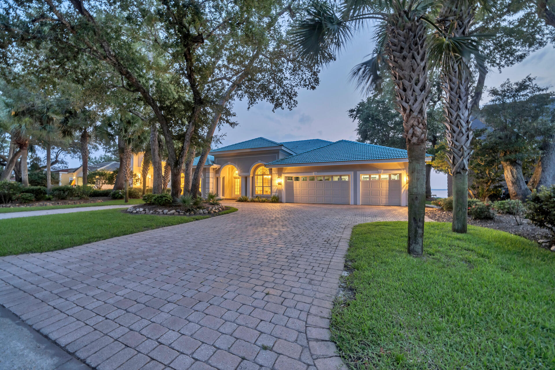 WINDWARD PH 1 BLUEWATER BAY - Residential